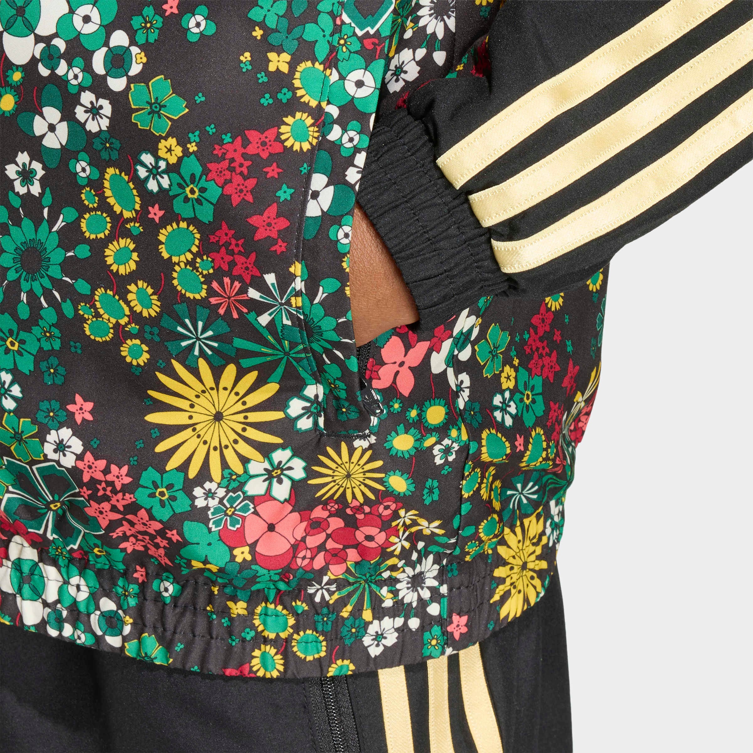 adidas Originals Trainingsjacke »ADIDAS ORIGINALS X LIBERTY LONDON TRACK«