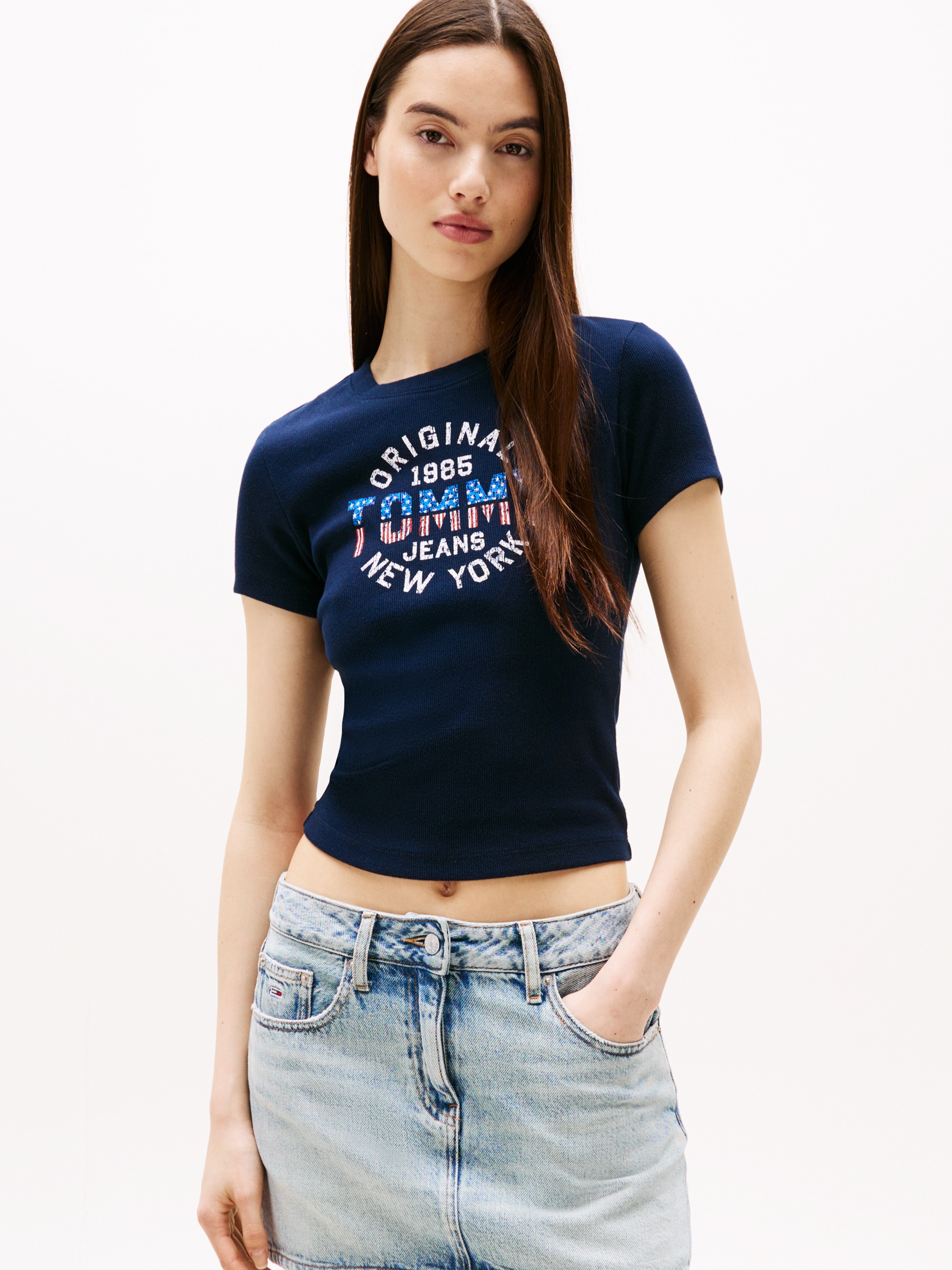 Image of Tommy Jeans Kurzarmshirt "TJW SLIM SH TOMMY NY RIB TEE" Baumwollmischung, slim fit, in gerippter Struktur