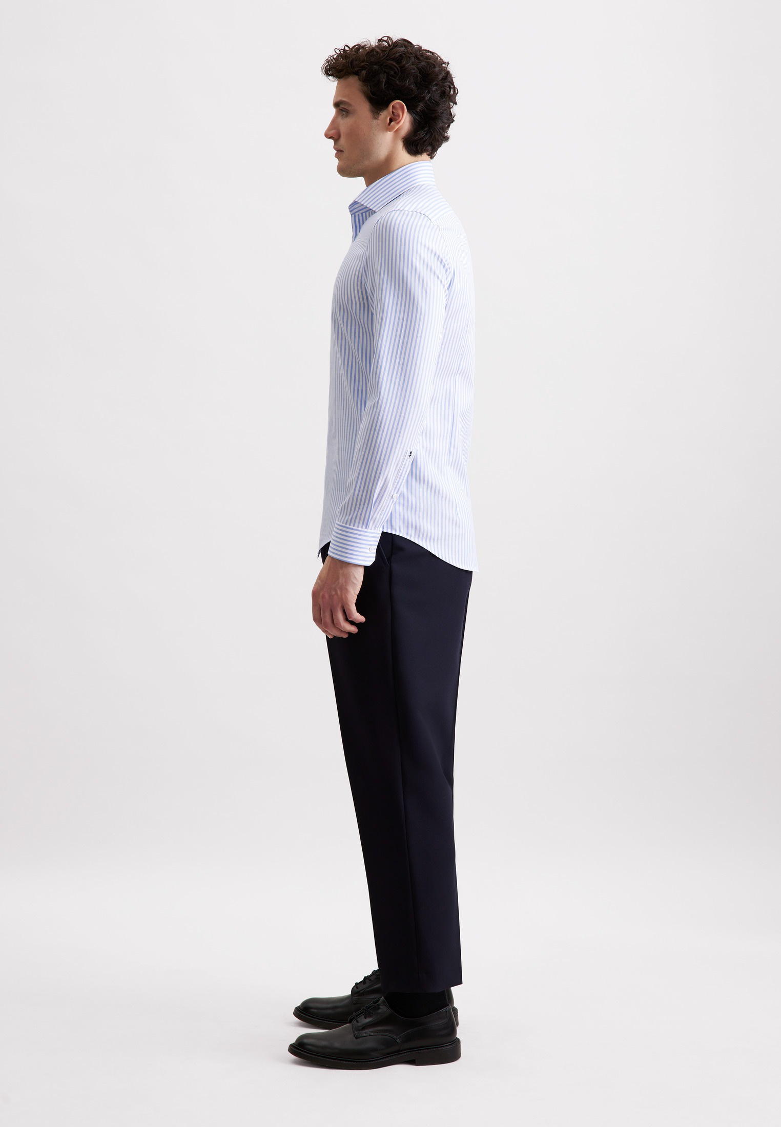 seidensticker Businesshemd »Schwarze Rose« Shaped 1/1 Kentkragen Gestreift