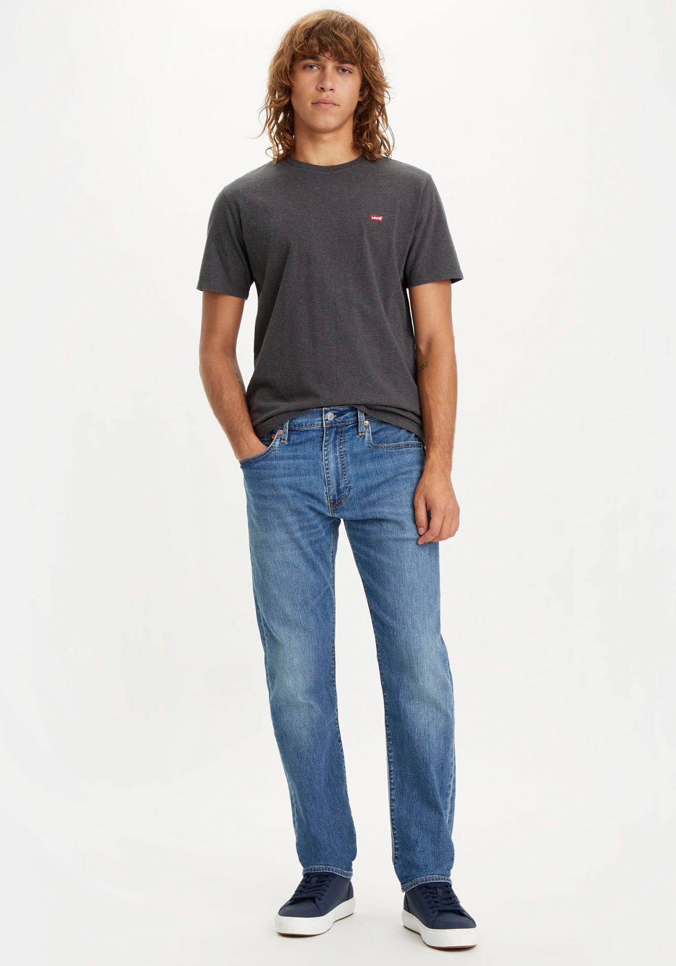 Levi's® Tapered-fit-Jeans »502 TAPER«, in elegantem, modernem Stil