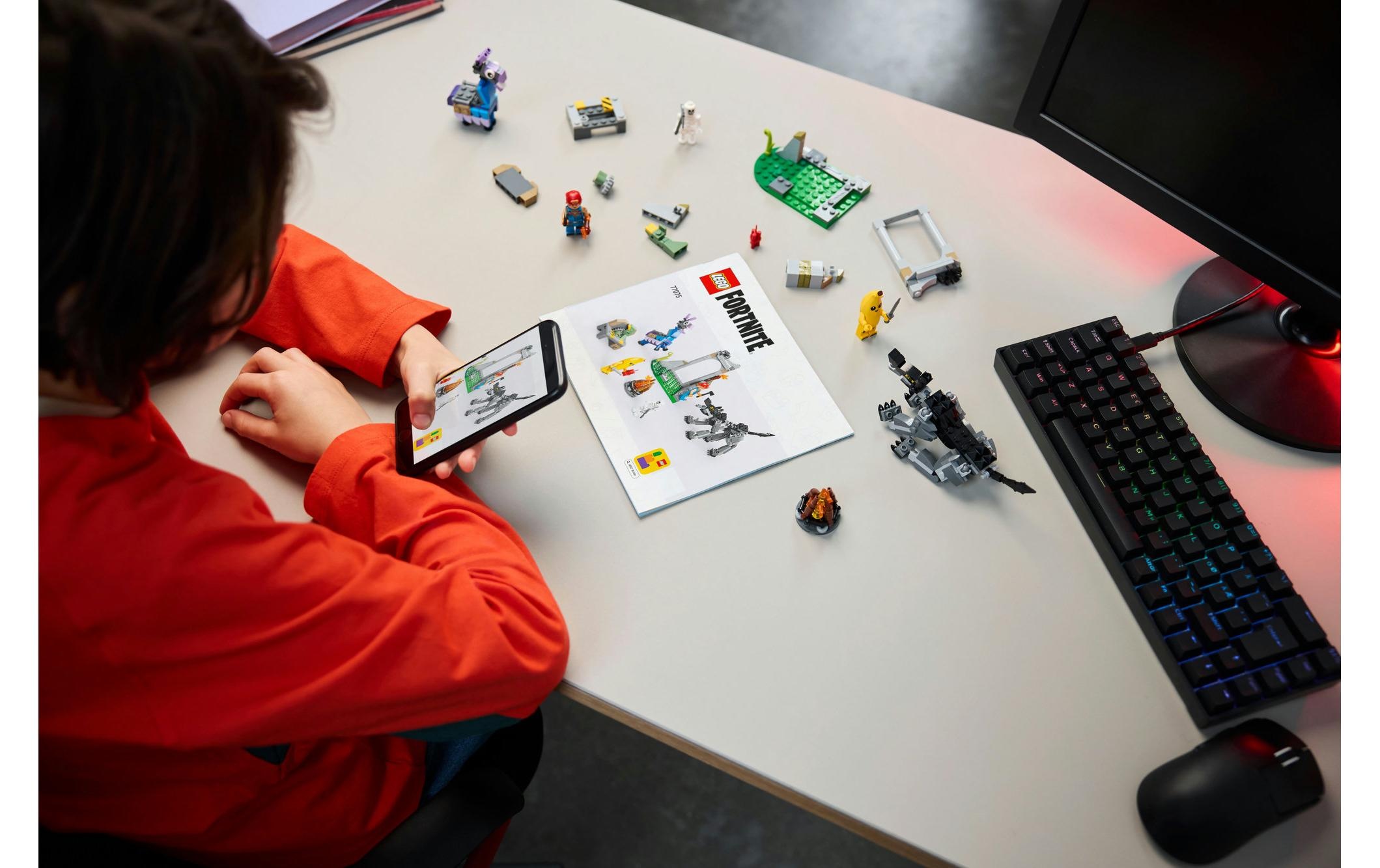 LEGO® Briques de jeu »Fortnite Lager Schali und Zündkerzenkünstlerin 77075«