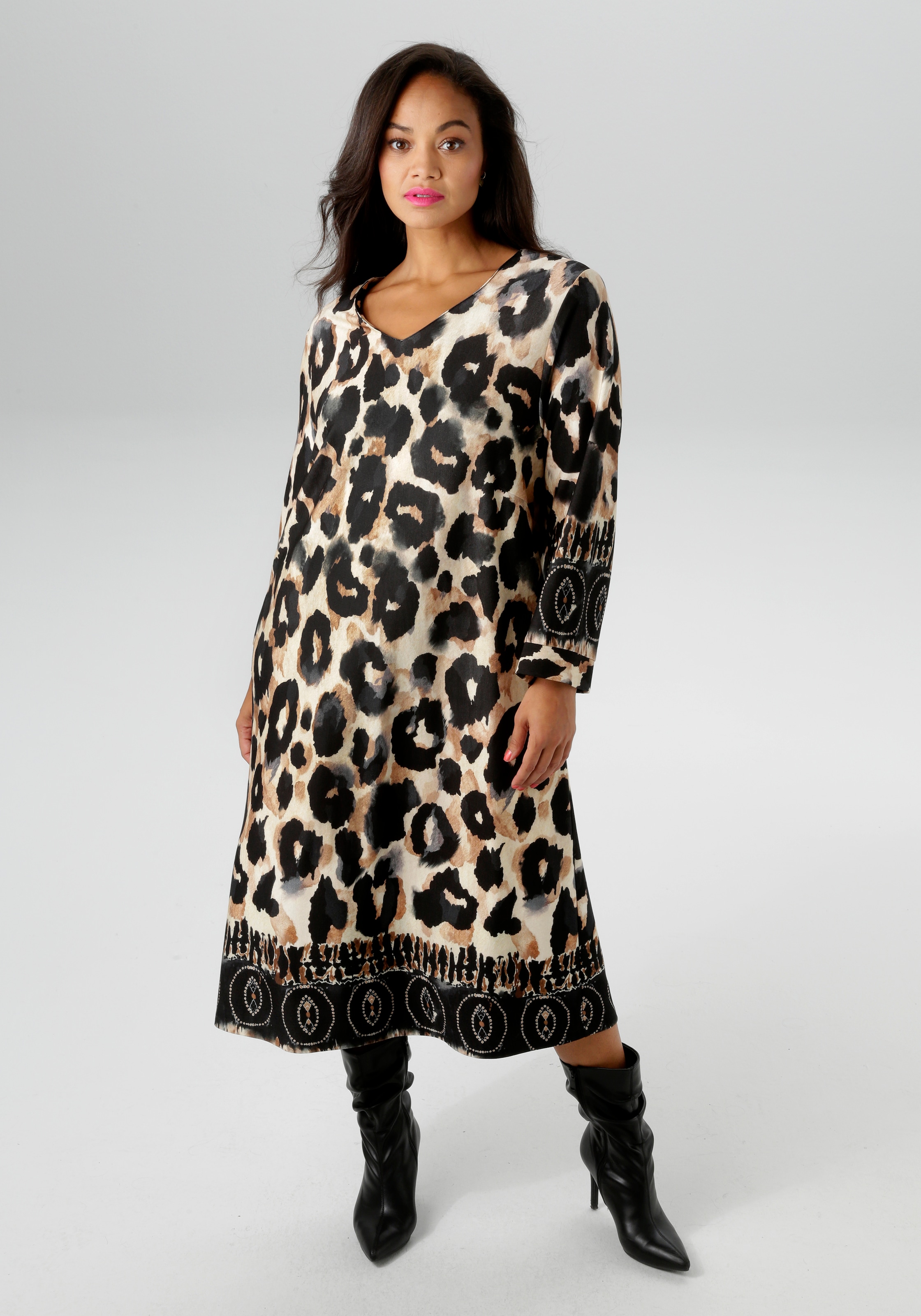 Image of Aniston PLUS Jerseykleid in ausdrucksvoller Animalprint