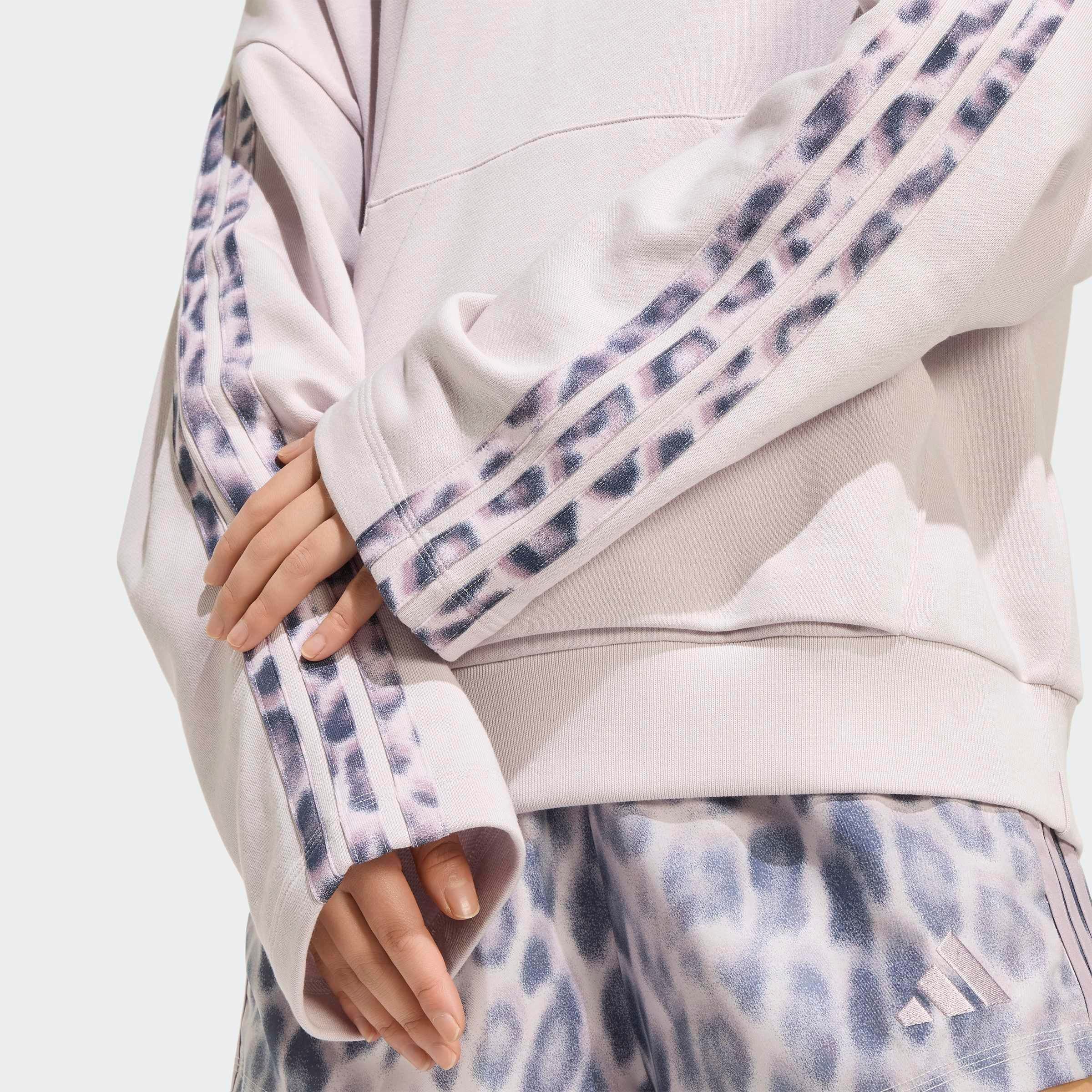 adidas Sportswear Sweat à capuche »SEASONAL ESSENTIALS FRENCH TERRY HOODIE, LEOPARDENPRINT, 3-STREIFEN«
