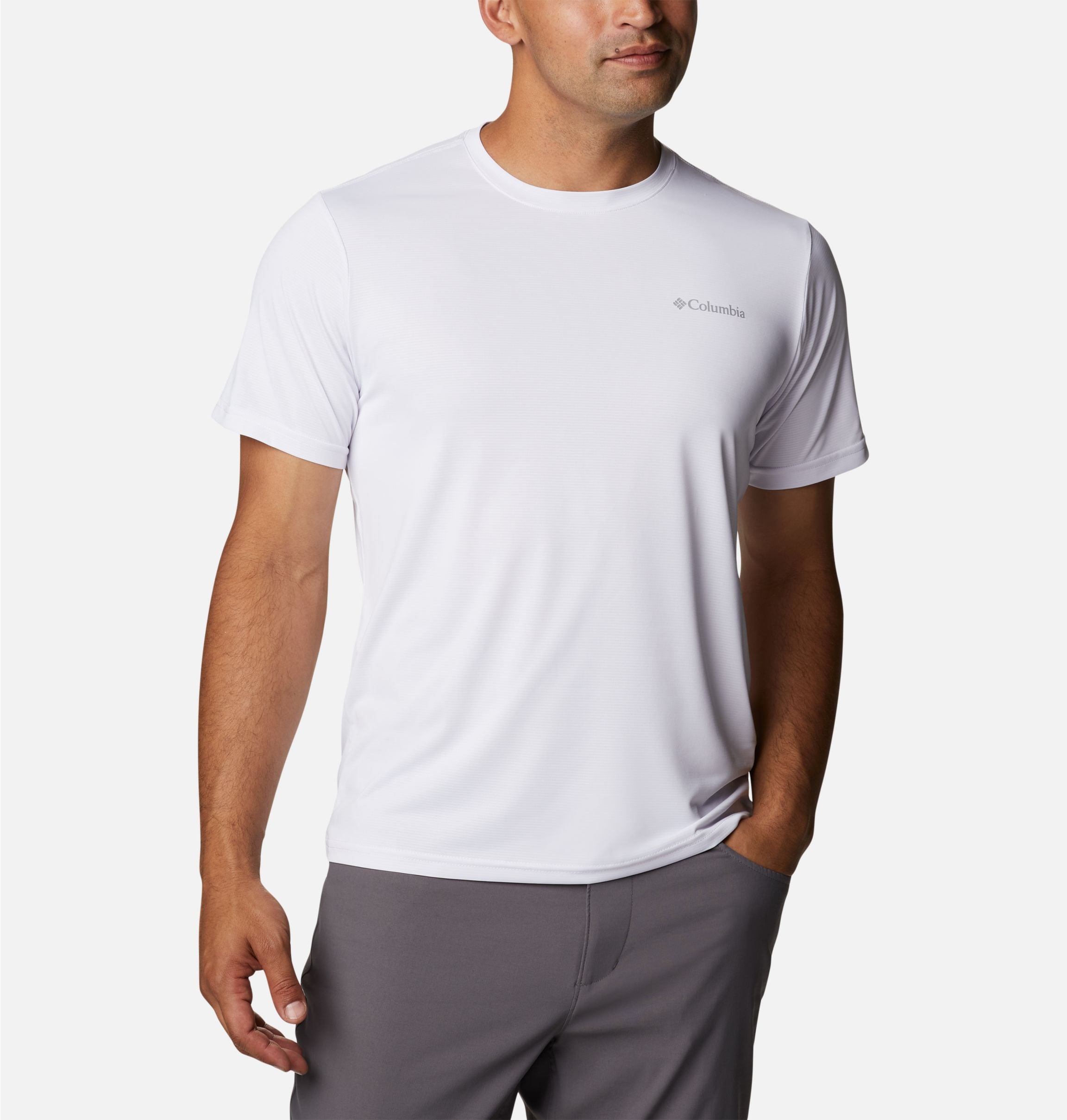 Columbia T-shirt fonctionnel design manches courtes, tissu à évacuation d'humidité, en polyester