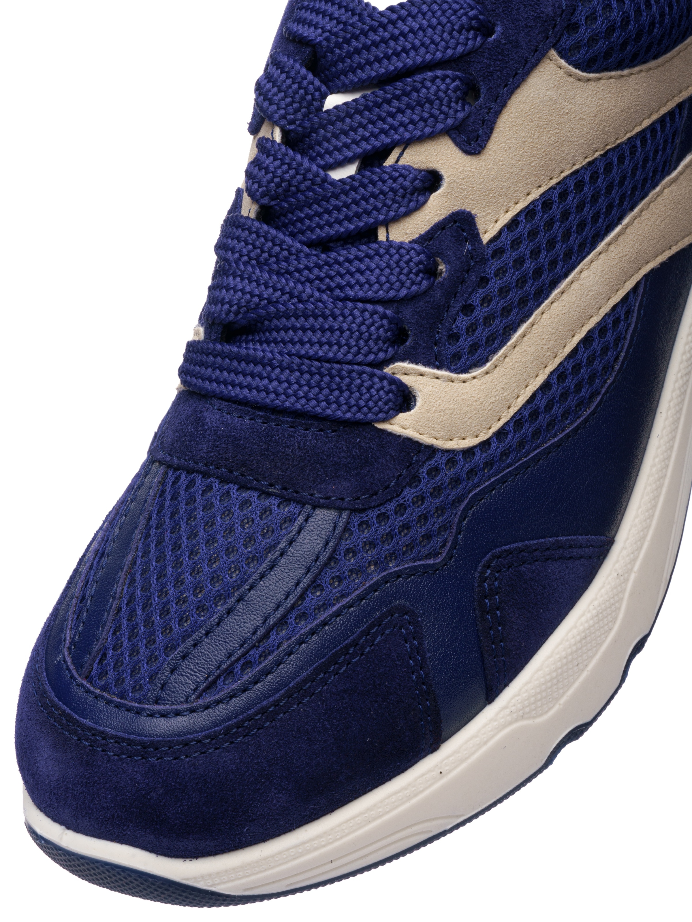 Ara Baskets compensées »BOSTON«  , chaussure de loisir, chaussure basse, à lacets avec logo embossé, largeur H