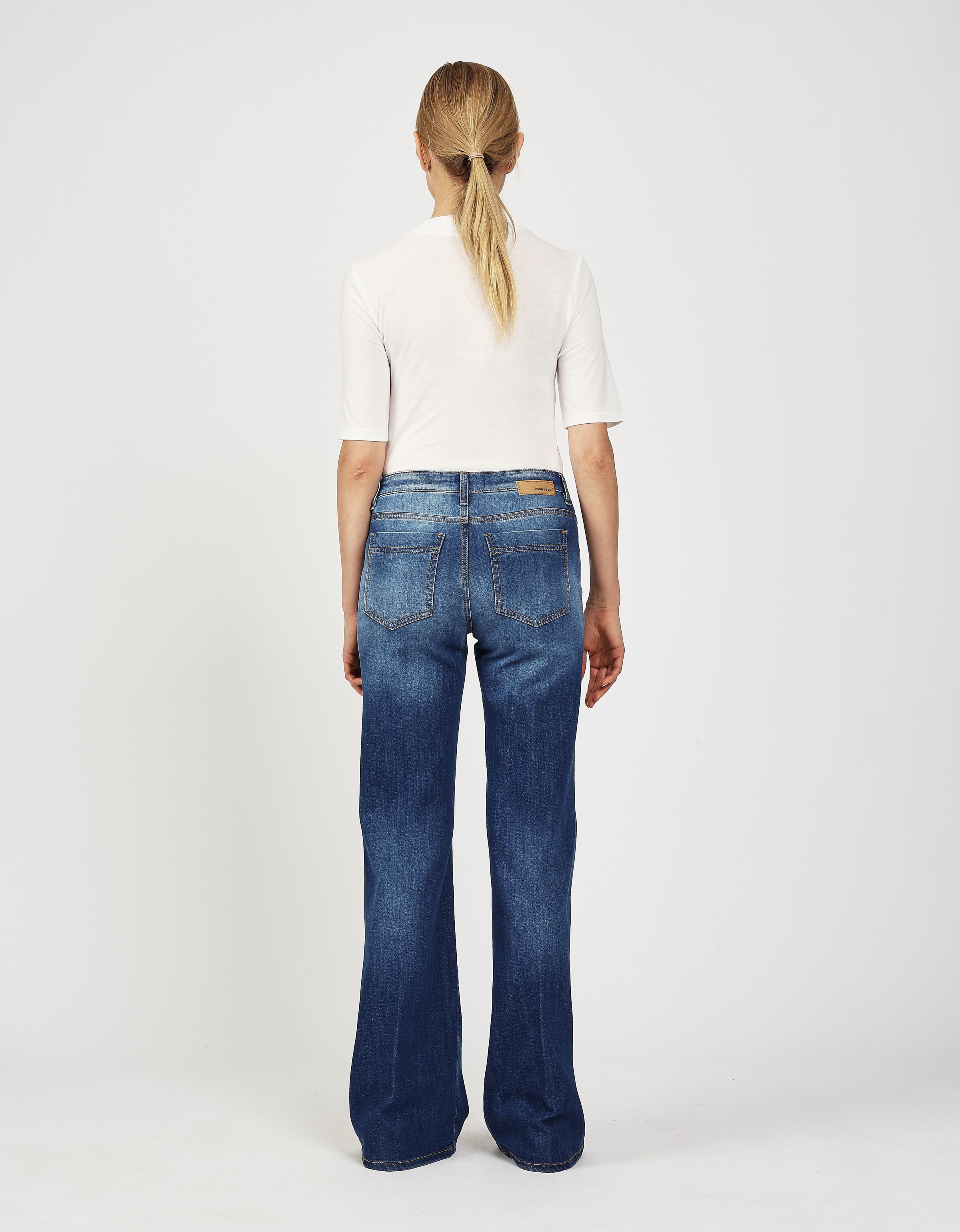GANG Bootcut-Jeans »94 JESSI FLARED«, im angesagten Leo Muster