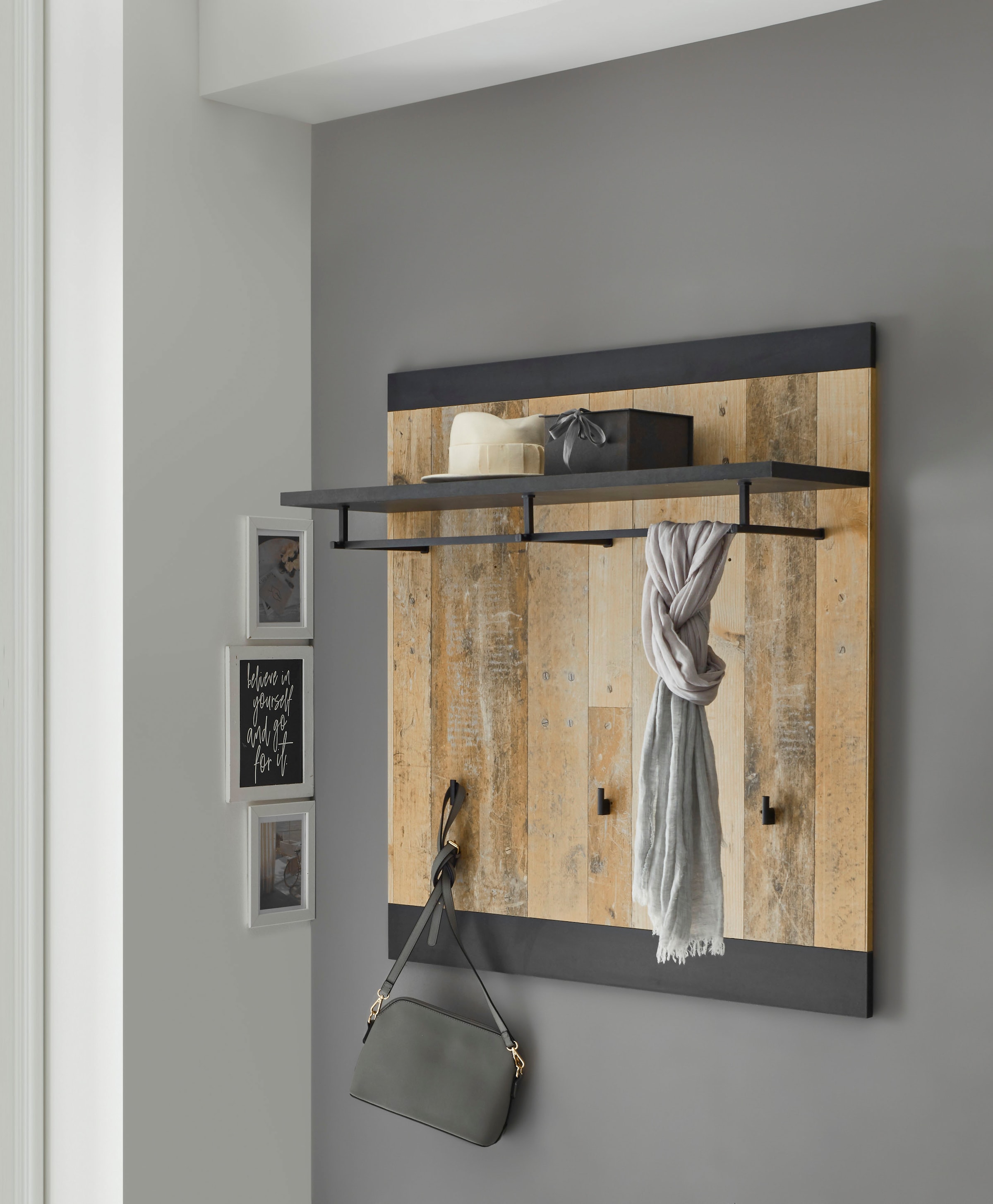 Image of Home affaire Garderobenpaneel "Sherwood, Wandregal im Industrial-Style, Flurgarderobe, Garderobe" mit Ablage, Garderobenstange und Haken, in 2 Farben erhältlich