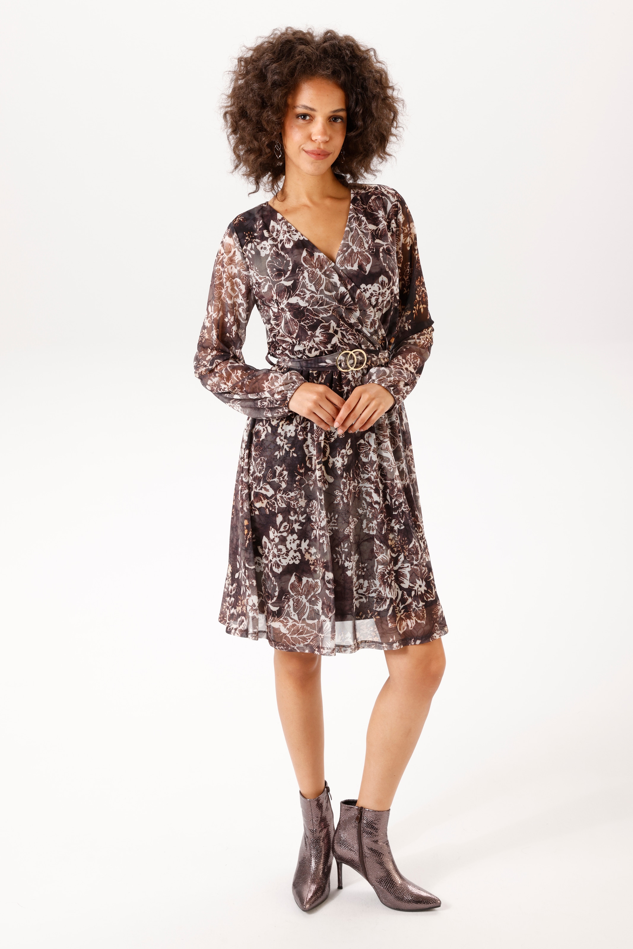 Image of Aniston CASUAL Blusenkleid mit dekorativer Brosche am fixierten Bindeband - NEUE KOLLEKTION