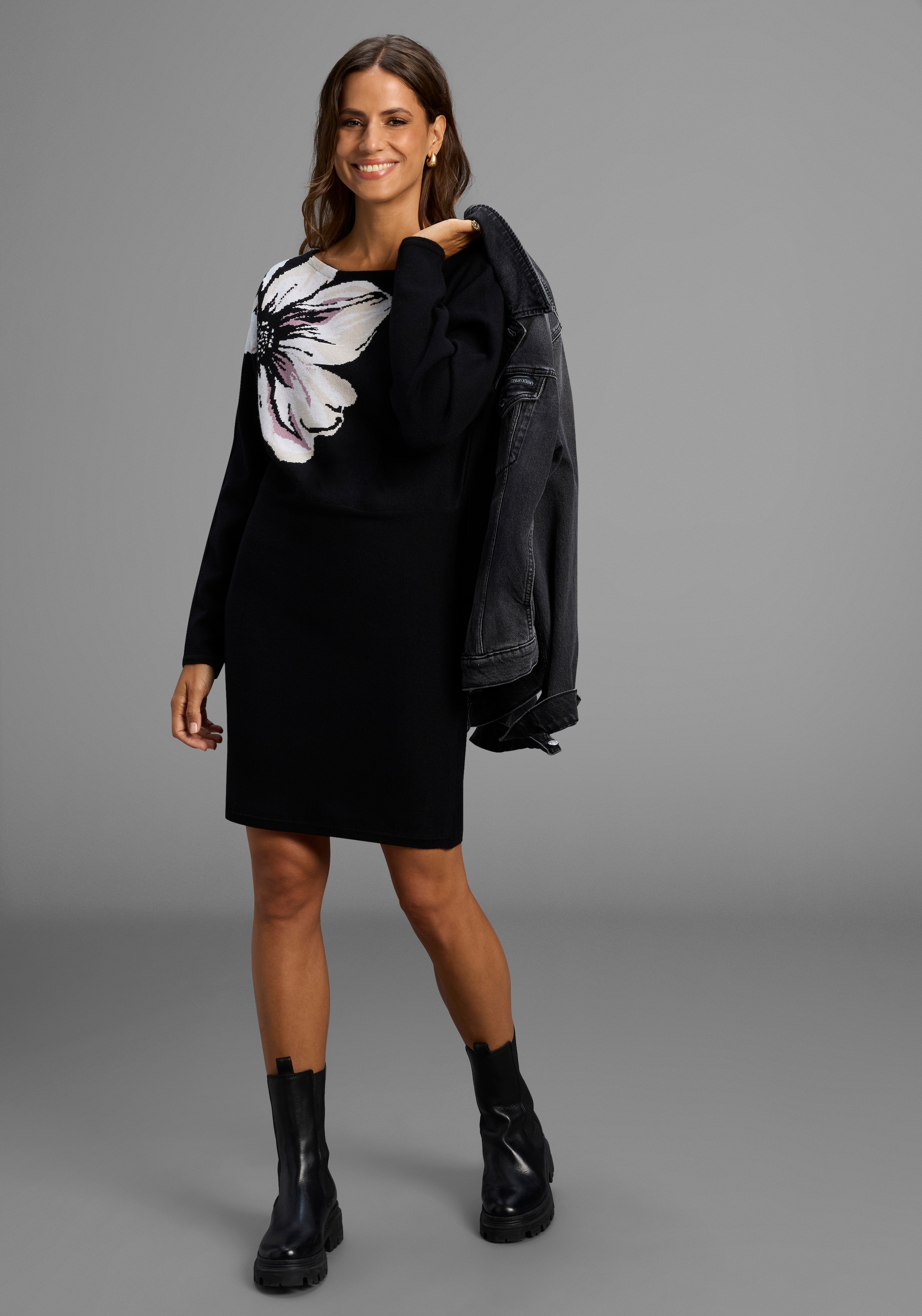 Image of Laura Scott Strickkleid mit tollem Blumen-Strickmuster - NEUE KOLLEKTION