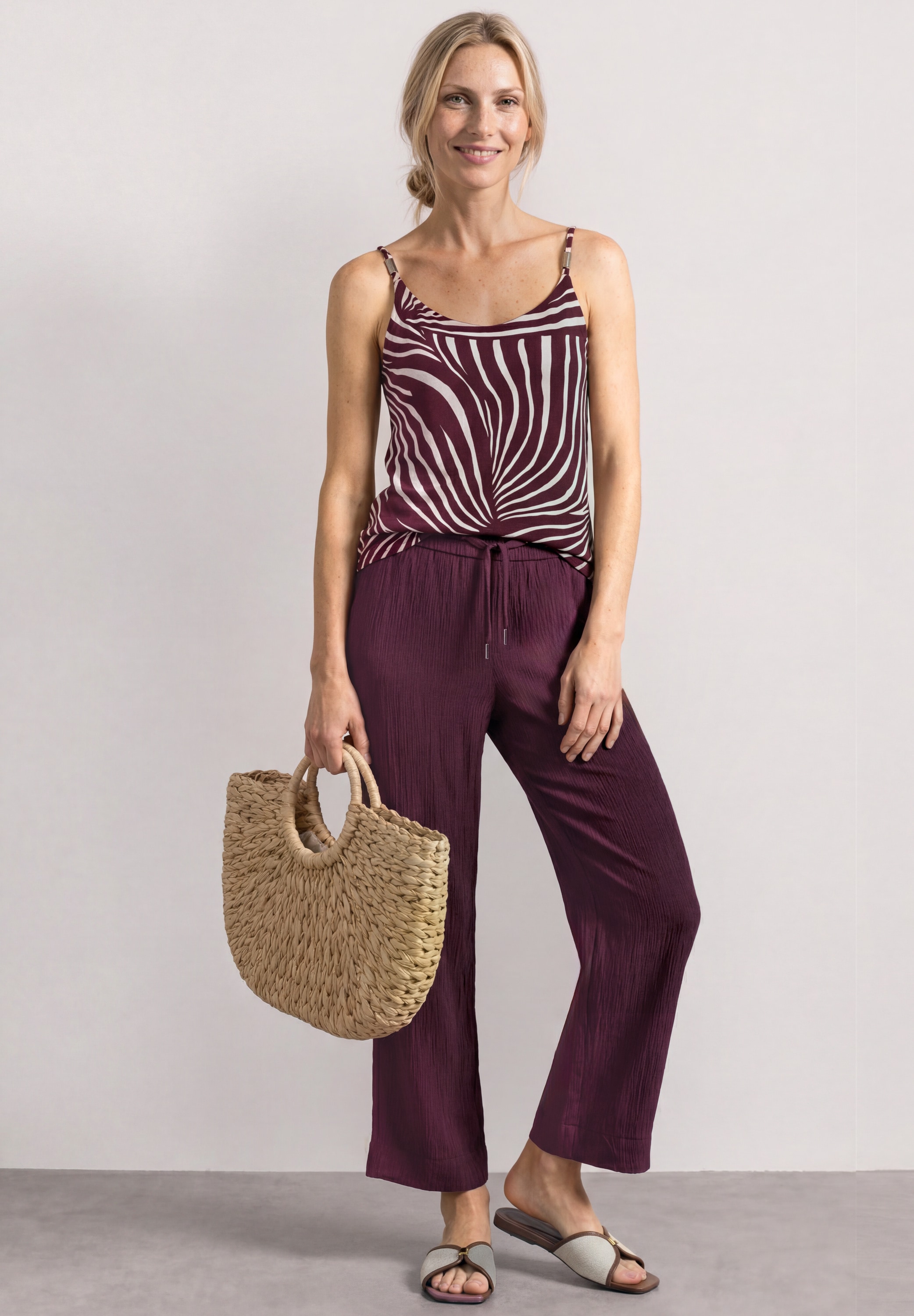 STREET ONE Pantalon 7/8 »Style Emee«  mélange viscose agréable avec structure fine