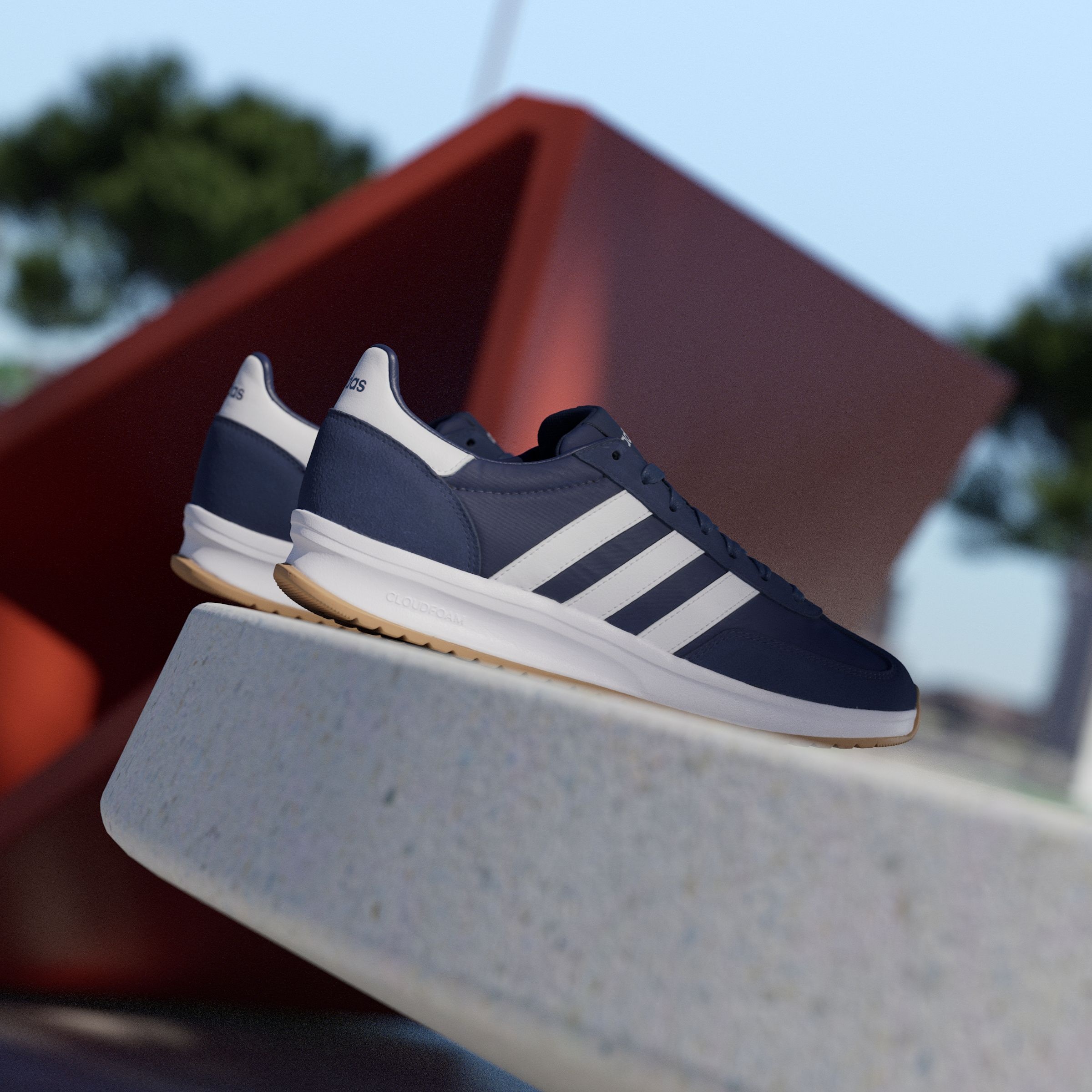 adidas Sportswear Sneaker »RUN 70S 2.0«, inspiriert vom Design des adidas SL72