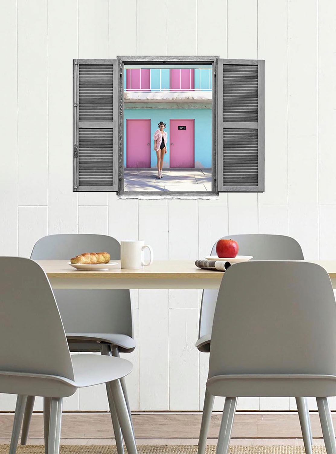 queence Wandtattoo »Frau vor Hauswand« Wandsticker, Wandbild, selbstklebend, 3D, Fenster