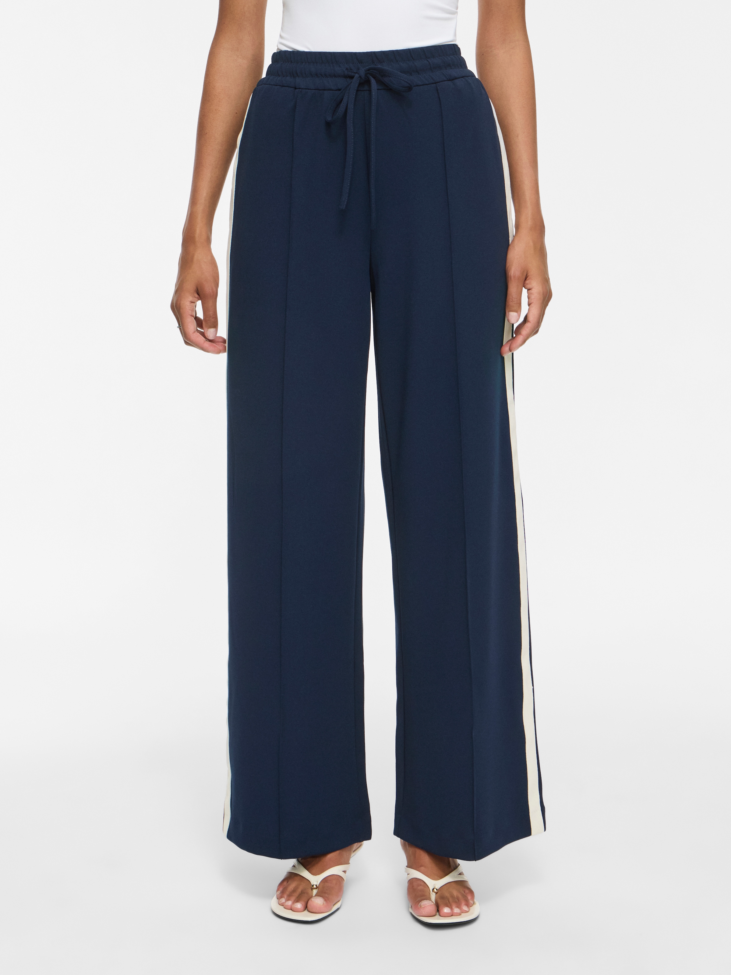 Image of Vila Sweathose "VICLUA HW WIDE TRACK PANTS - NOOS" Materialmix, weit geschnitten