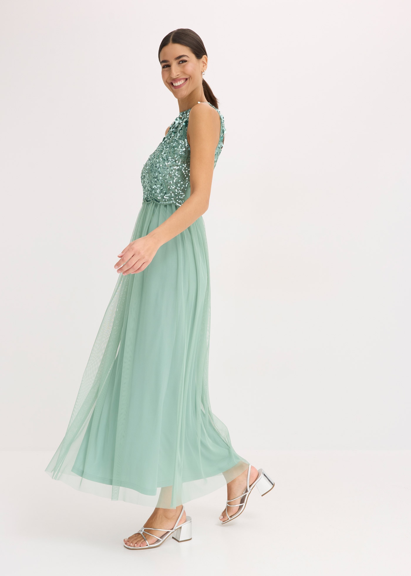 bonprix Maxi robe »Maxikleid mit Paillettenstickerei« ohne Ärmel, ausgestellte Passform, mit Paillettenstickerei