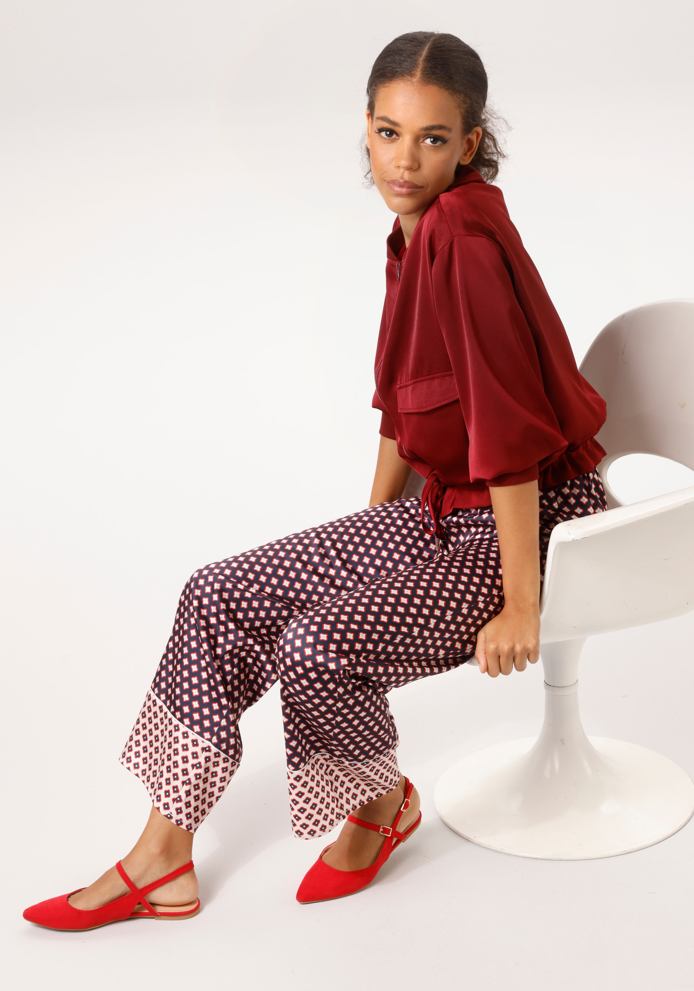 Aniston CASUAL Blouson mit Tunnelzug im Saum - NEUE KOLLEKTION