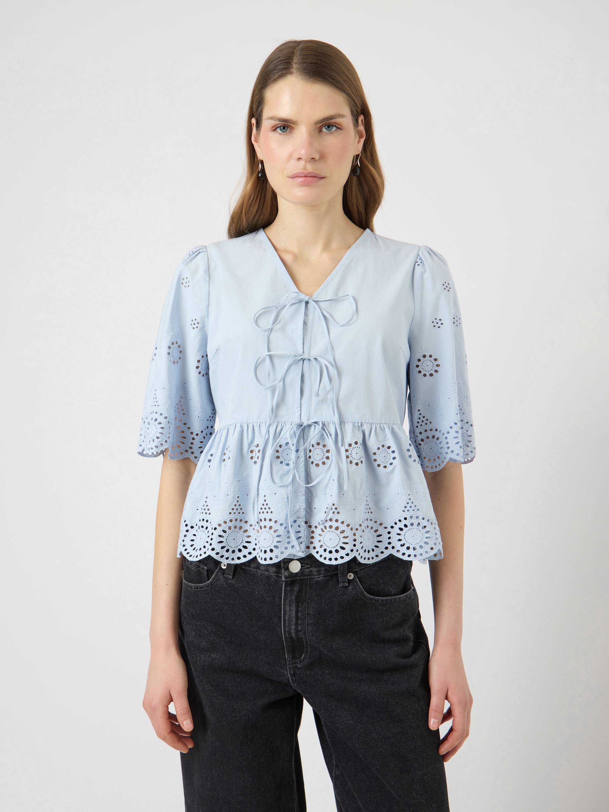 Image of Y.A.S Spitzenbluse "YASCORNELIA 2/4 TIE TOP S. NOOS" Baumwolle, regular fit