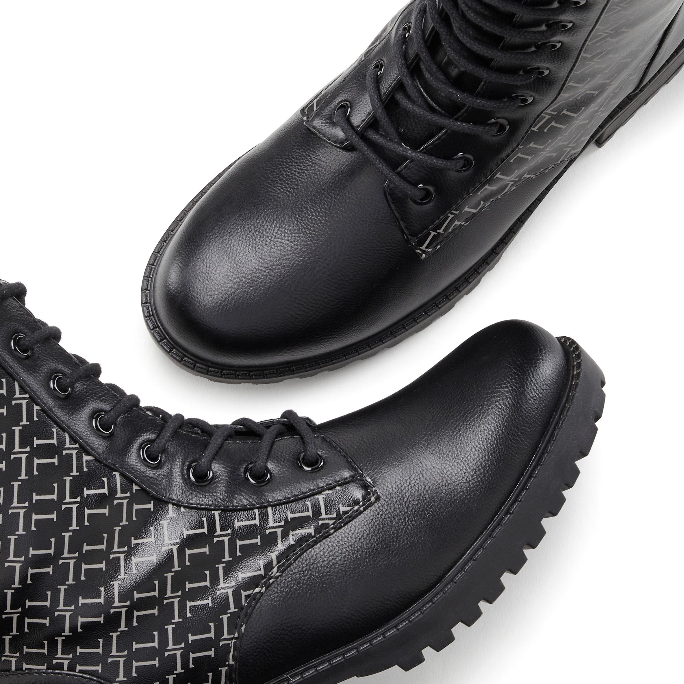 LASCANA Stiefelette, mit modischem Druck, Stiefel, Boots VEGAN
