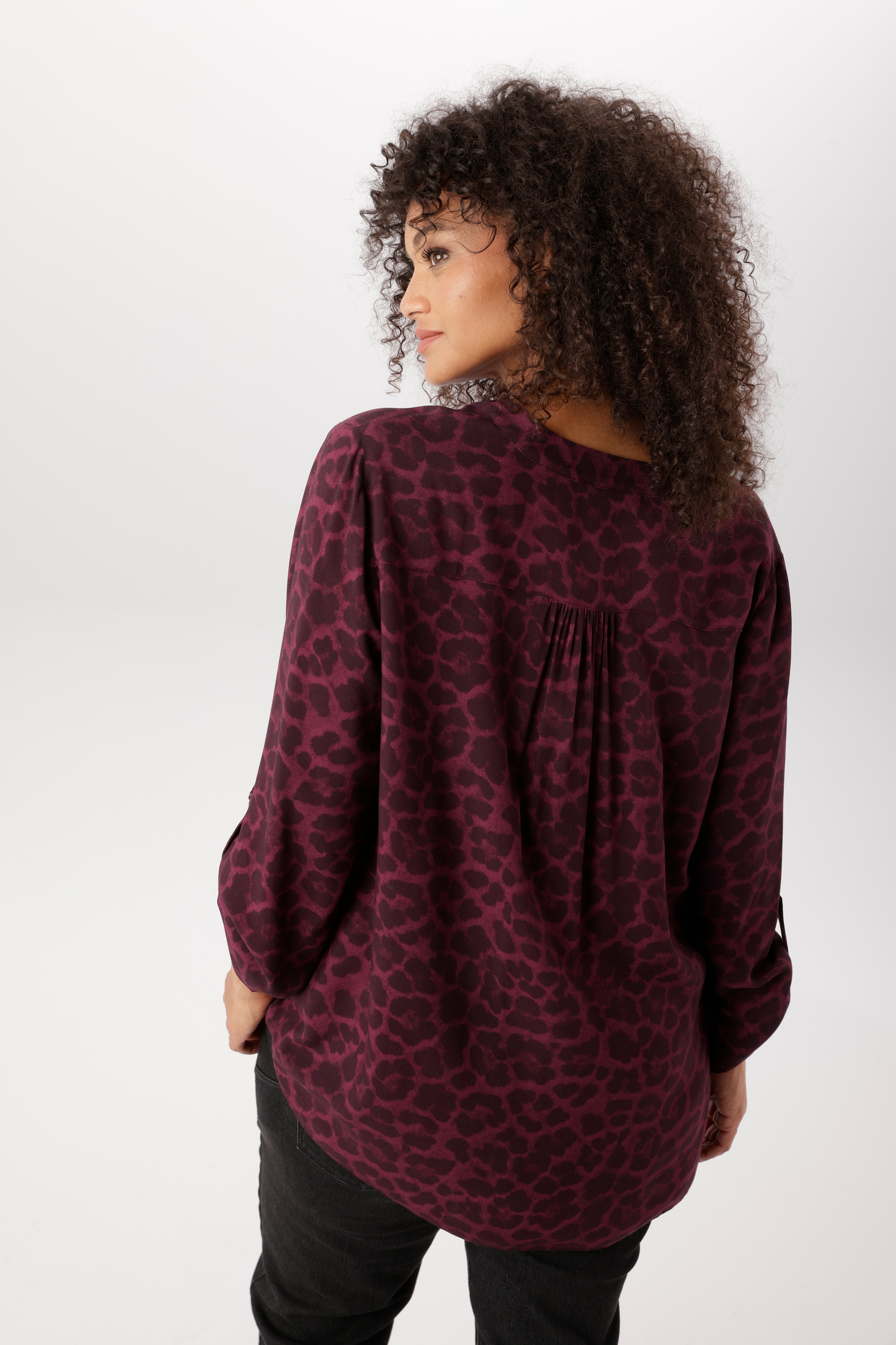 Aniston PLUS Blouse à enfiler Avec sequins sur la poche poitrine - NOUVELLE COLLECTION