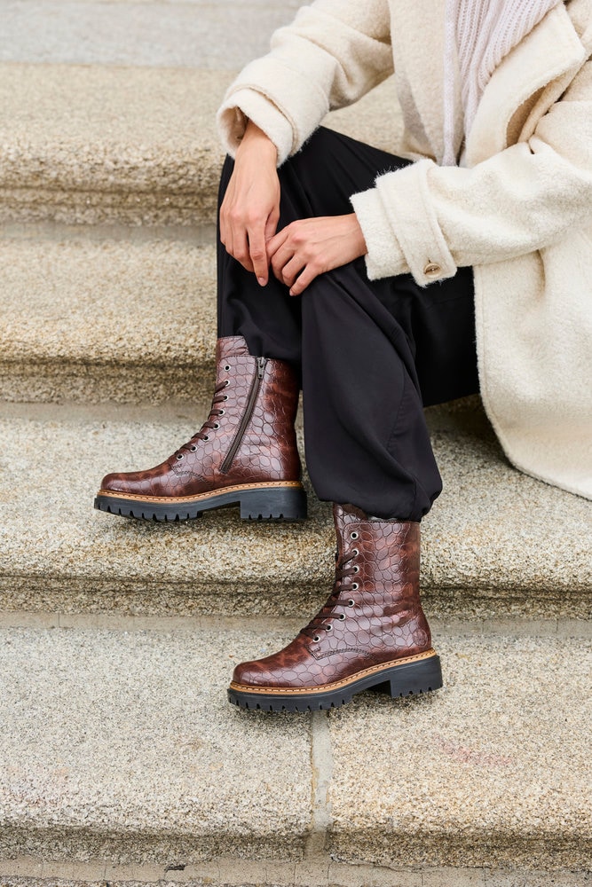 Rieker Bottines à lacets  Schnürstiefelette, Profilsohle, in veganer Verarbeitung