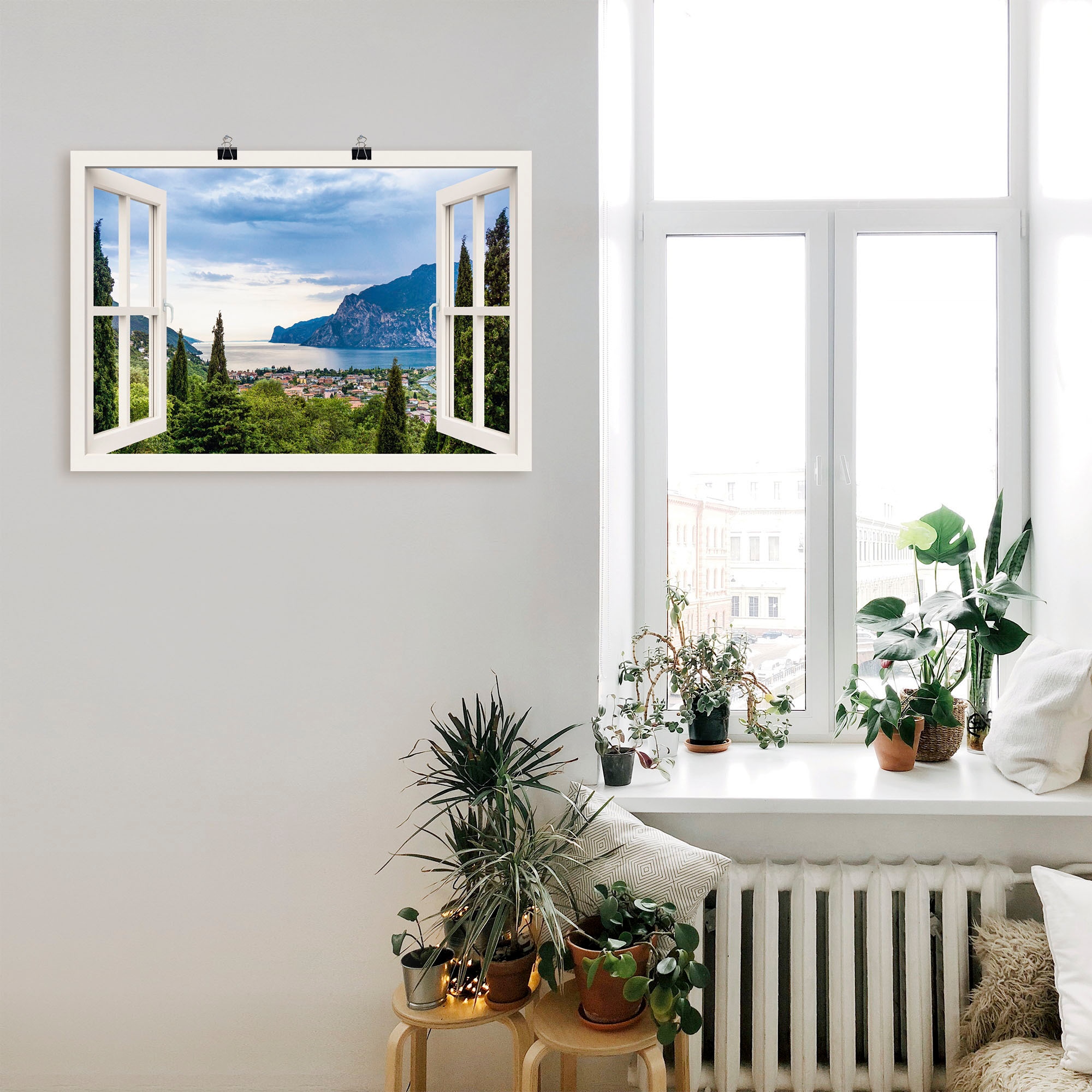 Artland Wandbild »Gardasee durchs weisse Fenster«, Seebilder, (1 St.), als Alubild, Outdoorbild, Leinwandbild, Poster, Wandaufkleber