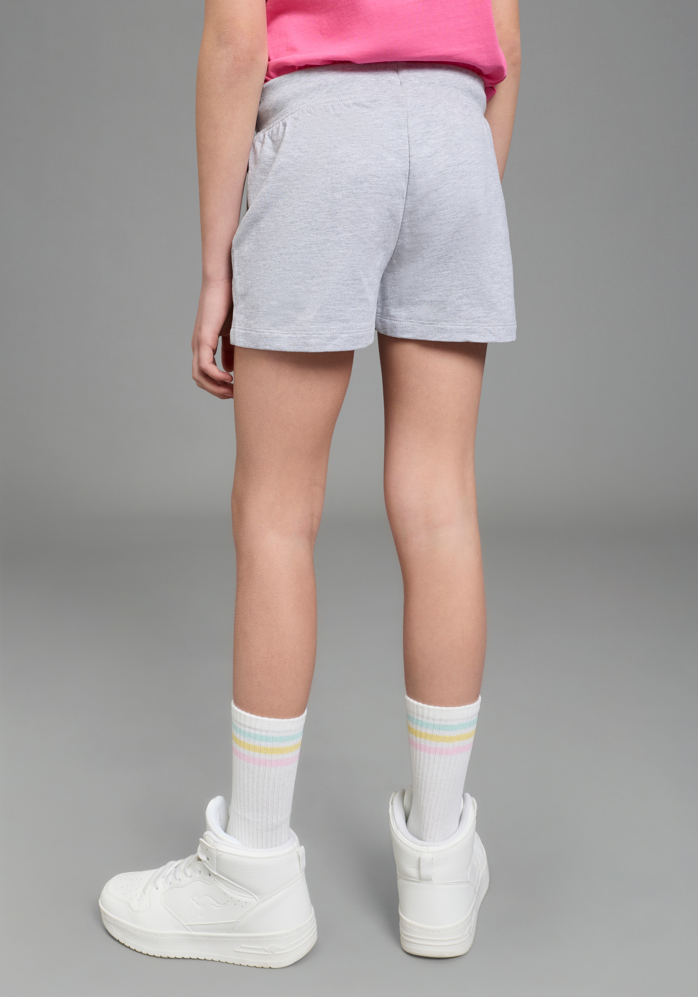 H.I.S Sweatshorts »2er Pack Sweat-Shorts mit Stickerei für Mädchen«  für Mädchen, mit Gummizug am Bund, aus Baumwolle und Viskose