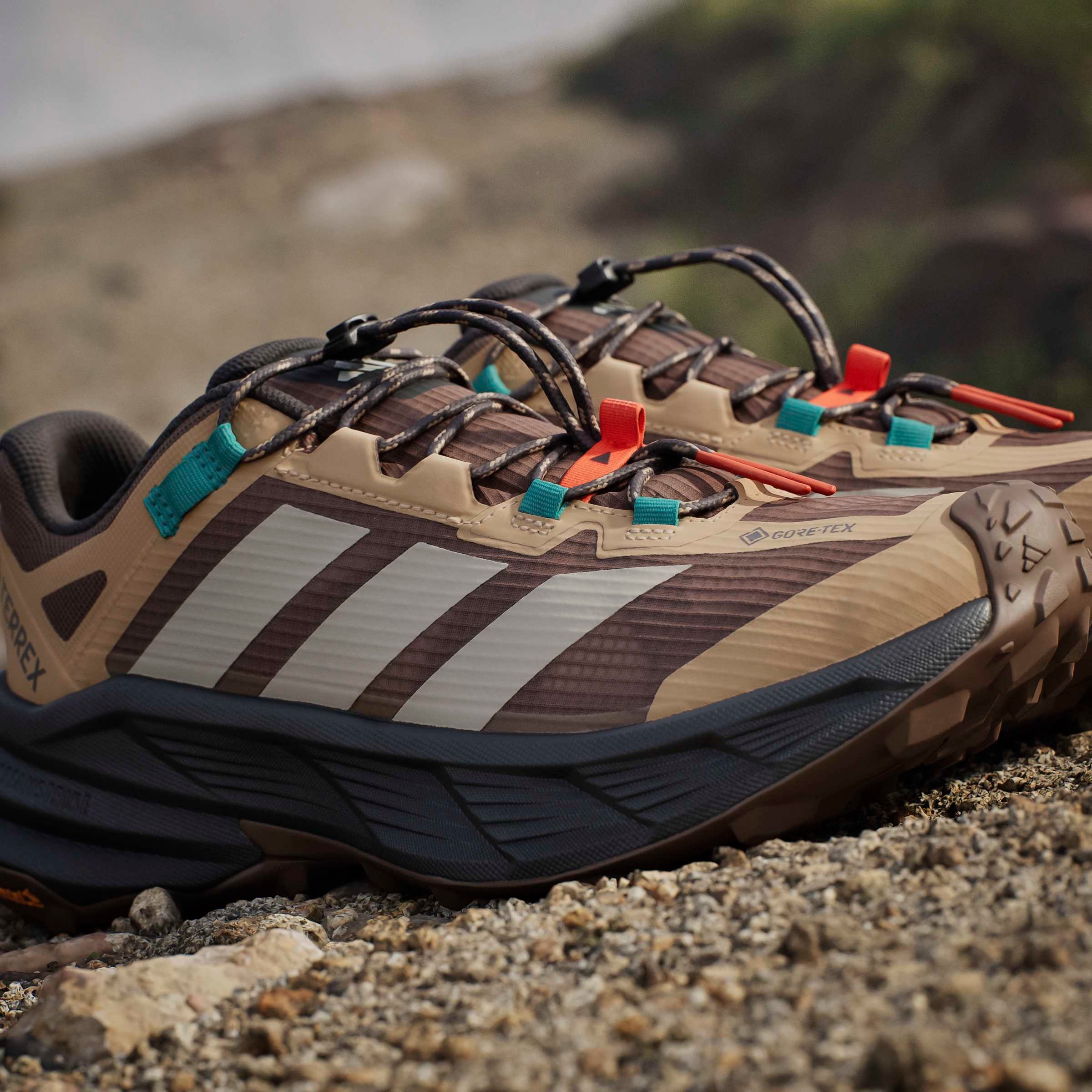 adidas TERREX Chaussure de randonnée »FREEHIKER SL GORE-TEX«  imperméable grâce à la membrane Gore-Tex