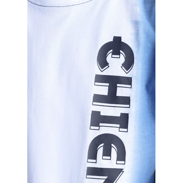 Trendige Chiemsee T-Shirt »Dip Dye«, mit coolem Farbverlauf und Logodruck  versandkostenfrei - ohne Mindestbestellwert bestellen