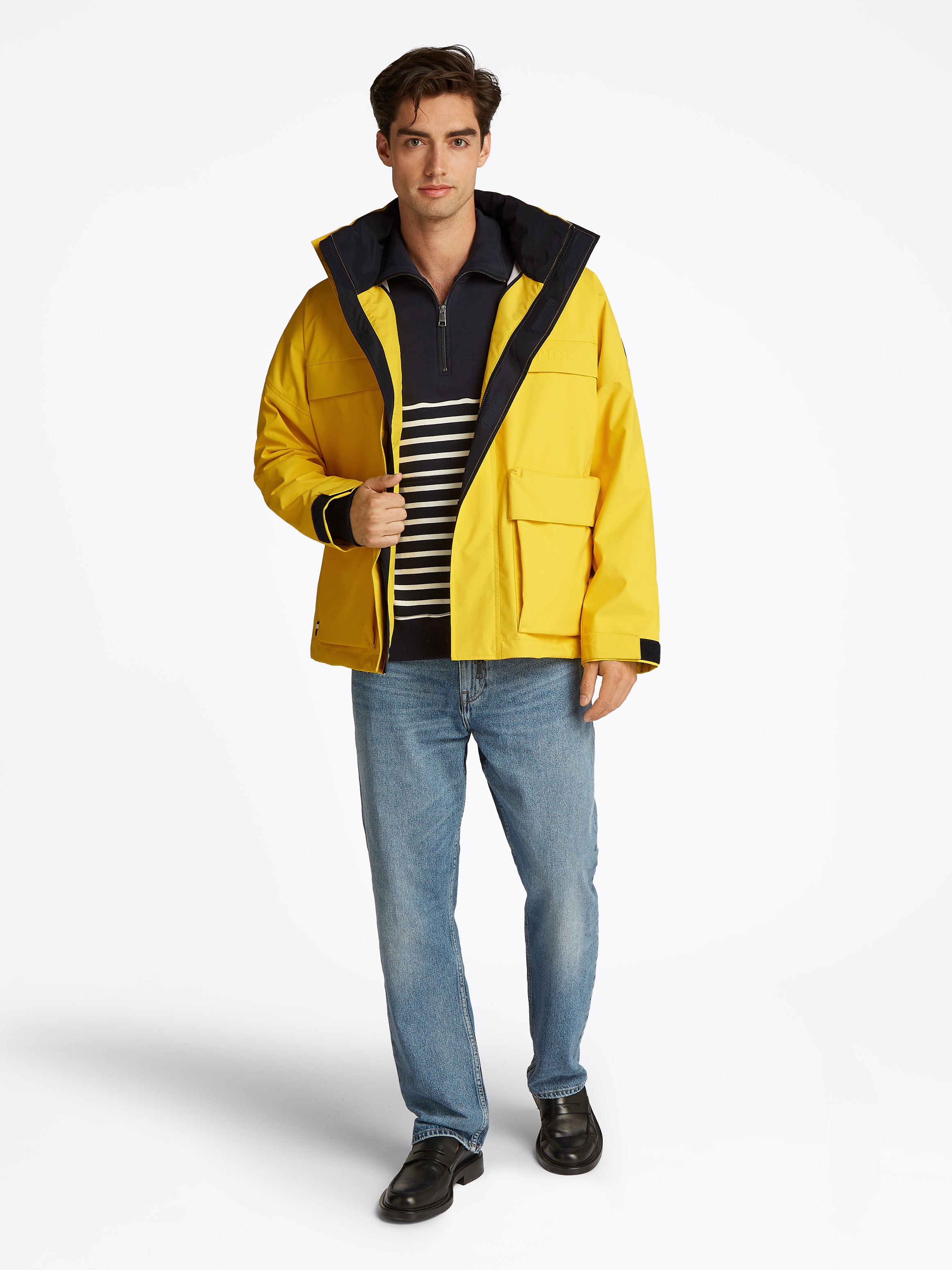 Tommy Hilfiger Outdoorjacke »REGATTA MID LENGTH JACKET«, mit Kapuze, verstaubare Kapuze mit Reissverschlussfach