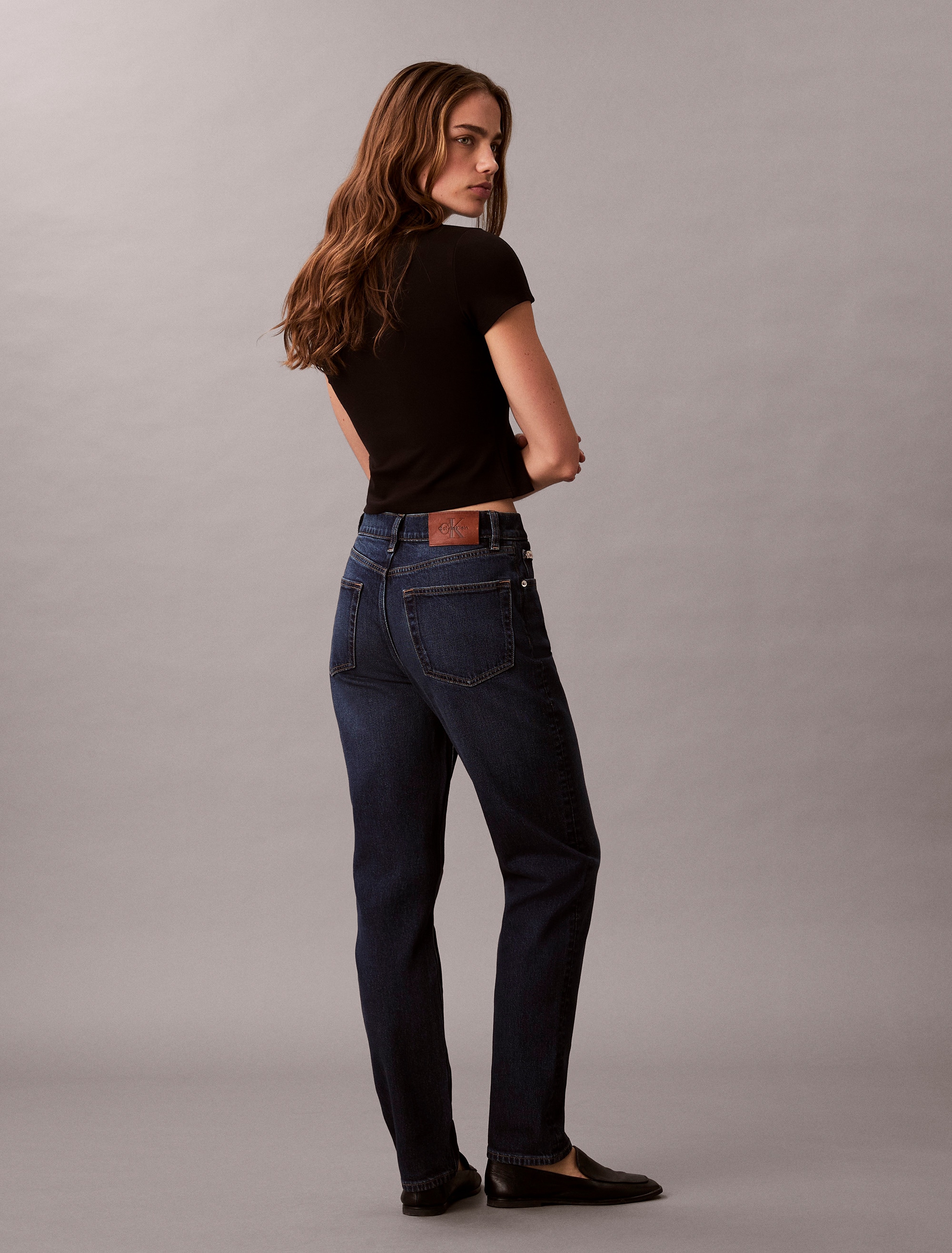 Calvin Klein Jeans Jeans mom »NEW MOM JEAN« mit Markenlabel am Bund
