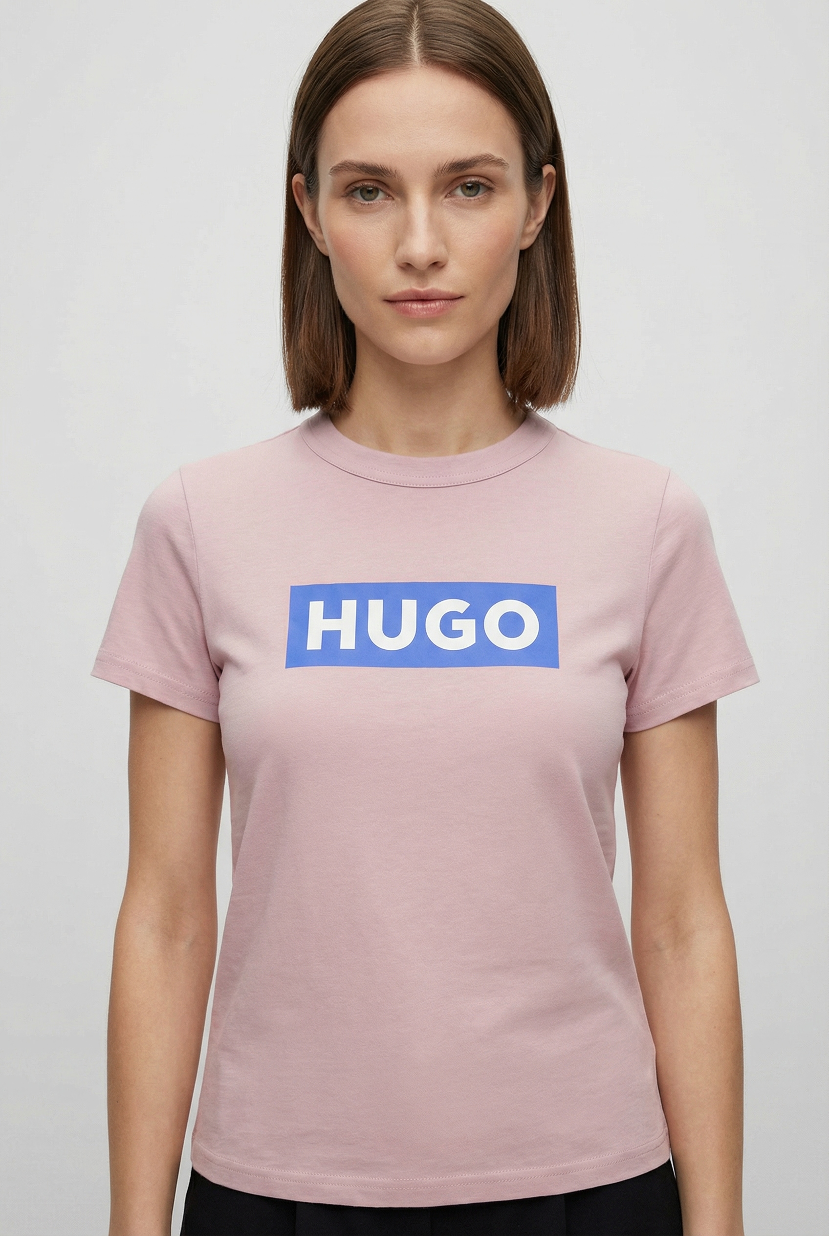 HUGO T-shirt »Classic V« mit Logo, V-Ausschnitt