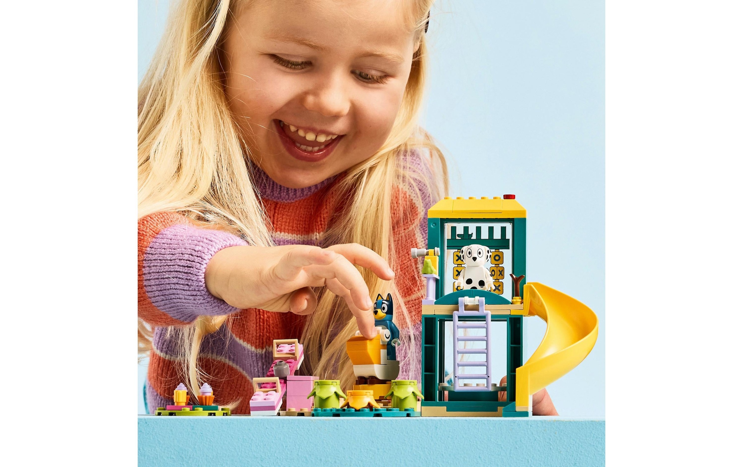 LEGO® Spielbausteine »LEGO® Bluey und Chloe auf dem Spielplatz 11201«