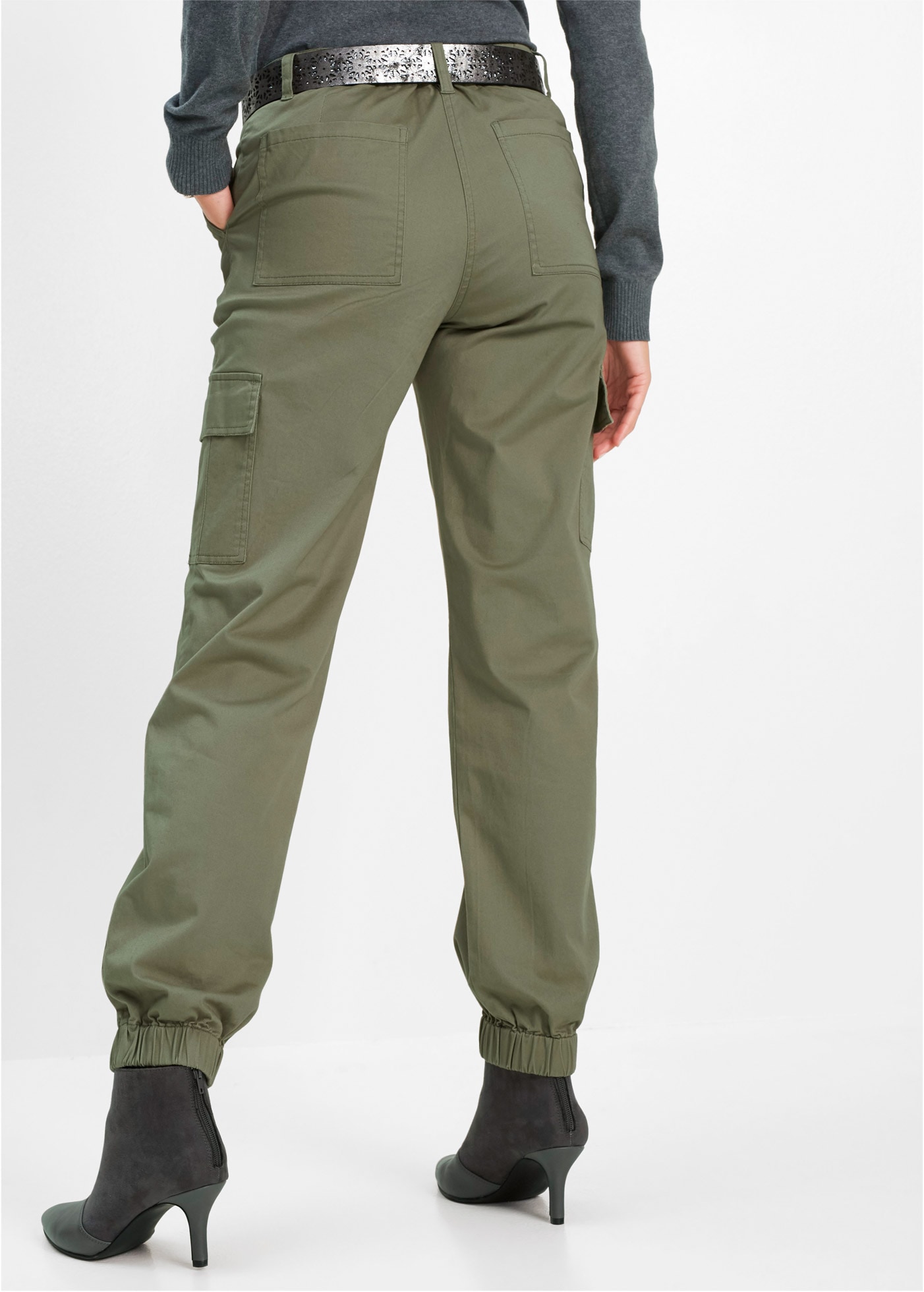 bonprix Pantalon cargo  aus Baumwolle mit Elasthan, lockere Passform, mit Bequembund