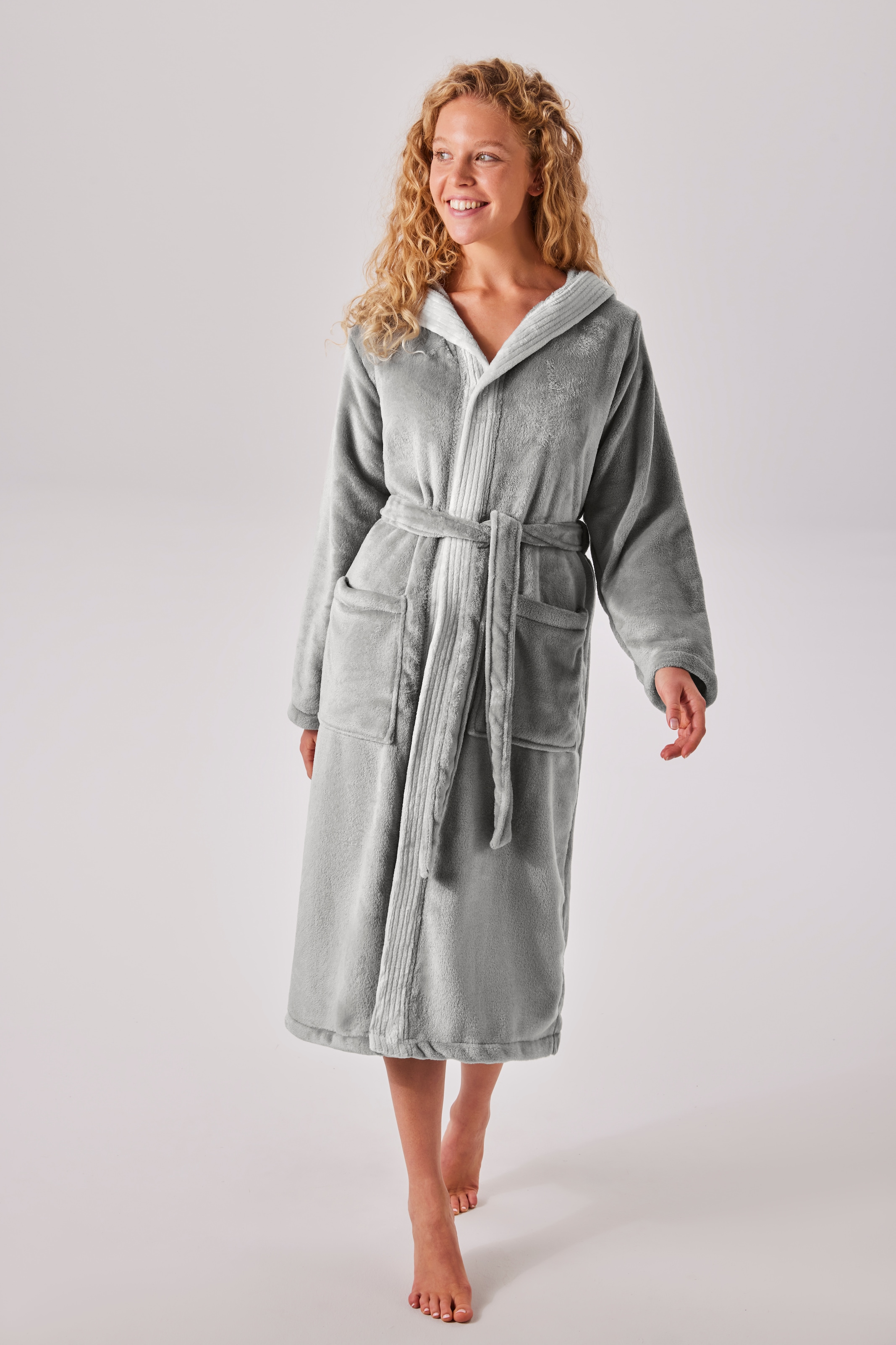 GOODproduct Peignoir de bain unisexe »Miia, ideal für Sauna, Spa & im Urlaub« 1 cuis weich und kuschelig, plüsch, für Damen und Herren, S-XL