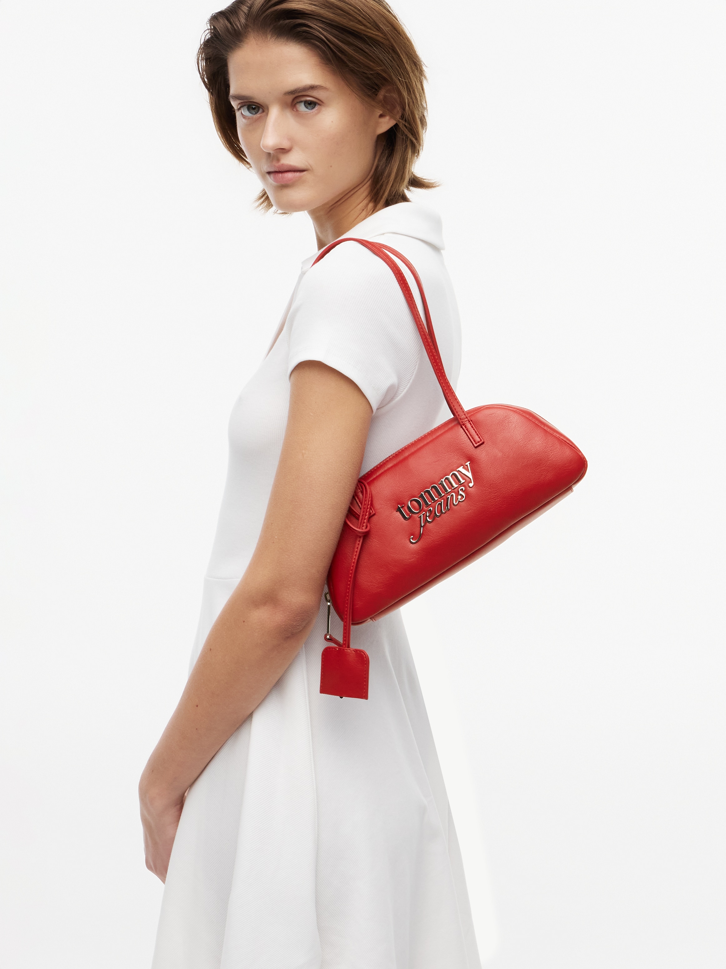 Tommy Jeans Schultertasche »TJW BOLD SHOULDER BAG« Damen Handtasche, Umhängetasche mit plakativem Logo