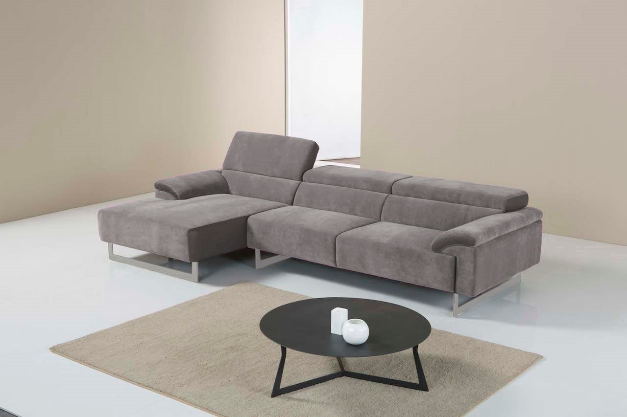 Egoitaliano Ecksofa »Malika, edel und bequem, Designsofa mit hochwertigen Bezügen, L-Form«, mit Recamiere, inkl. Kopfteilverstellung und chromfarbenen Metallfüssen