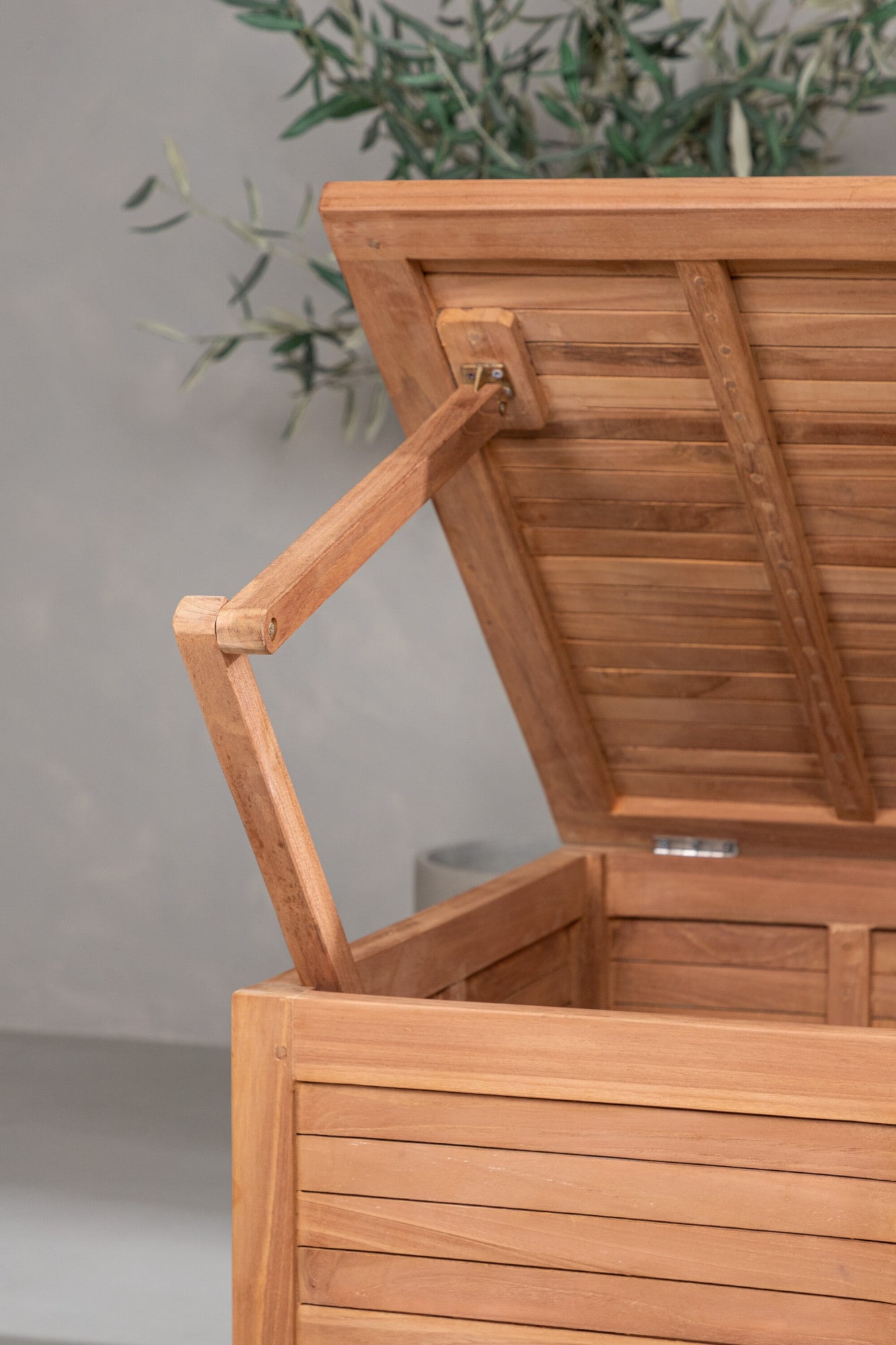 Venture Home Coffre »Trento, Teakholz-Kissenbox, belastbar bis 150 kg« boîte de rangement, bois noble naturel, résistant aux intempéries, assise possible