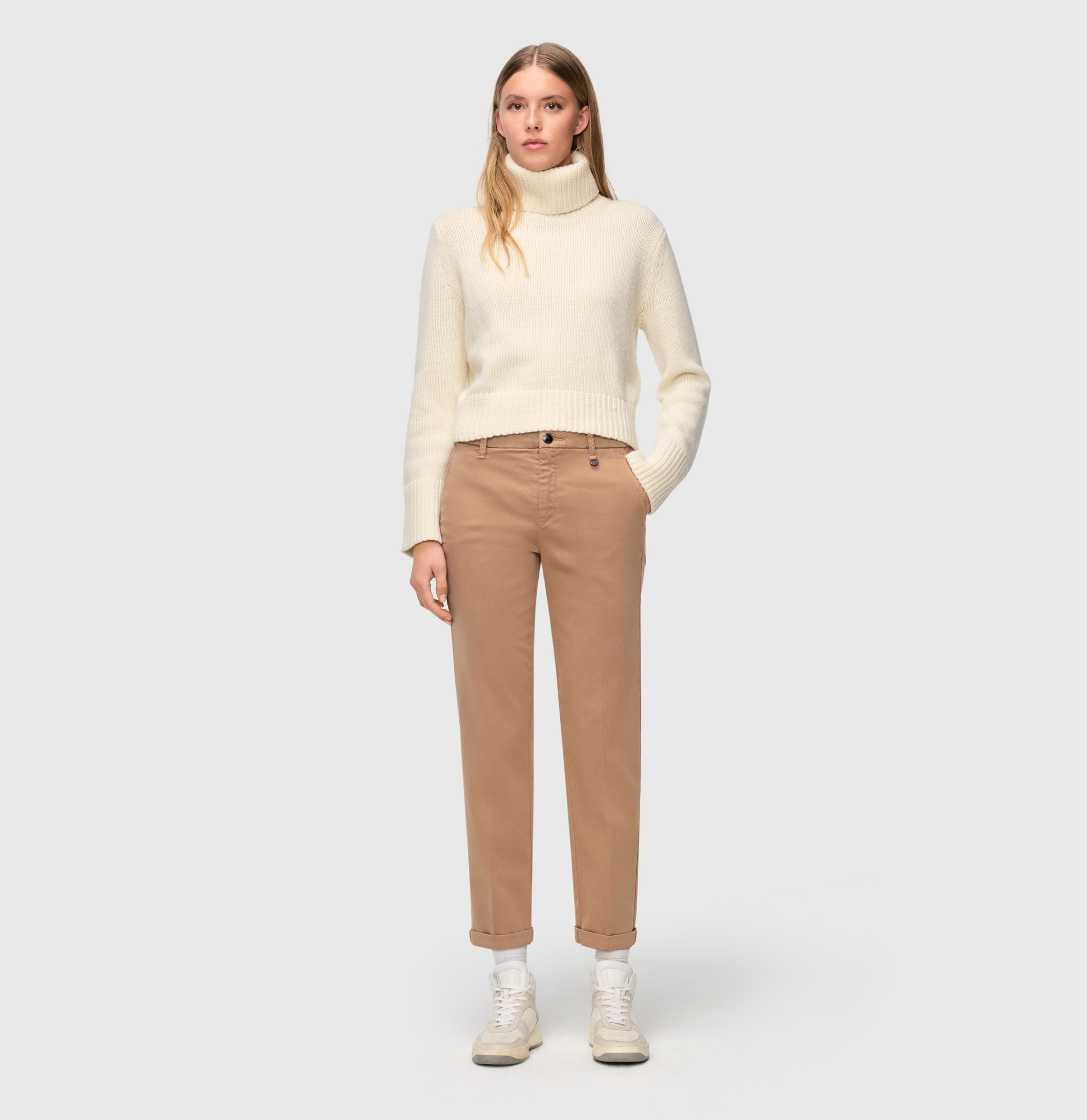MAC Chinohose »CHINO turn up«, mit dezentem Glanz, elegant und sportiv zugleich