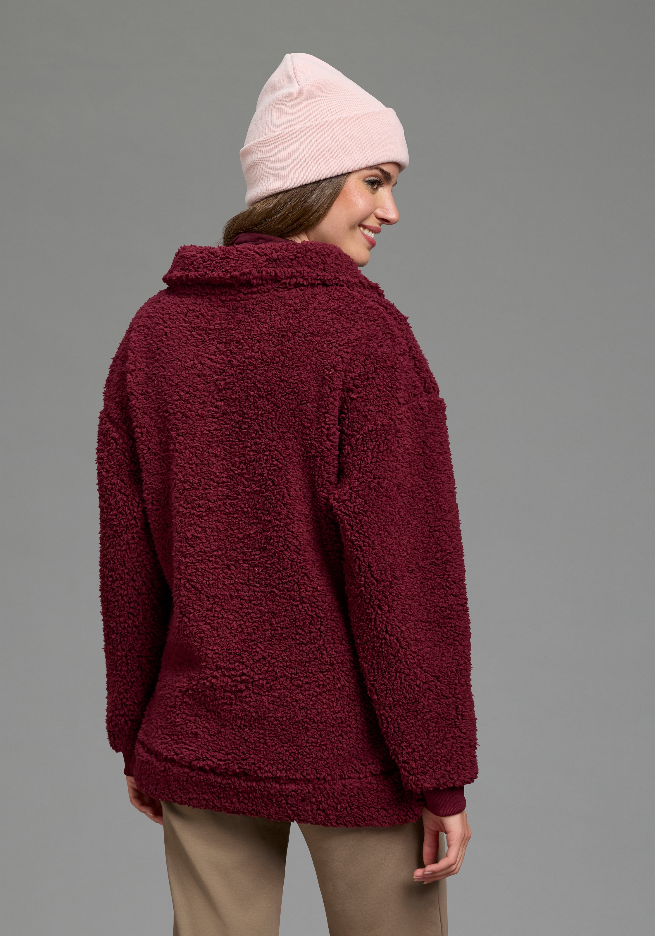 Laura Scott Fleecepullover, 1 aus kuscheligem Teddyfleece mit Troyerkragen und Reissverschluss
