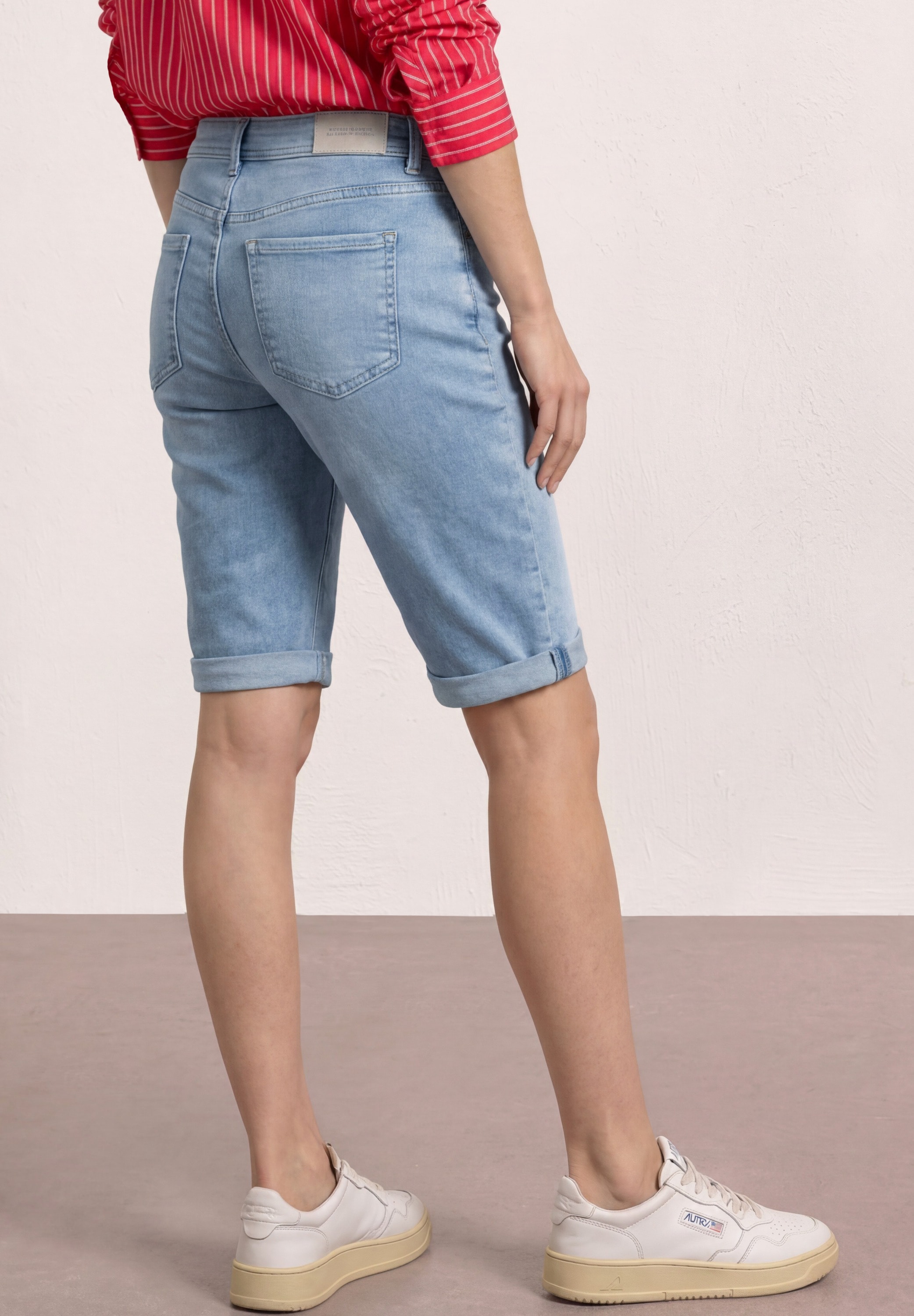 STREET ONE Bermuda »Style Jane«  bermuda slim leg avec détail revers