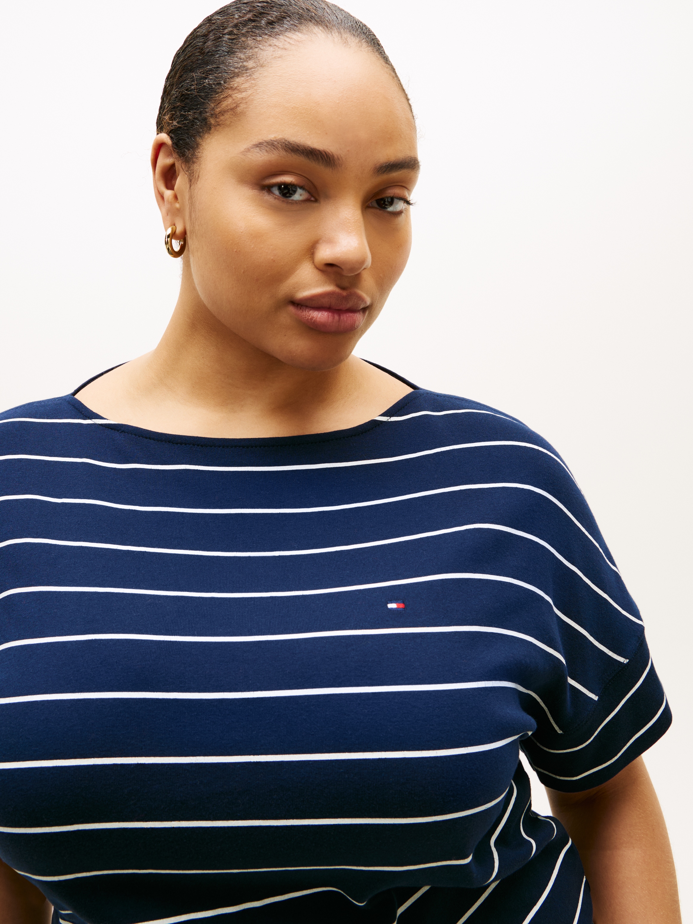 Tommy Hilfiger Curve T-shirt à manches courtes »CRV MDRN CODY CAP SLV C-NK TEE« in grossen Grössen