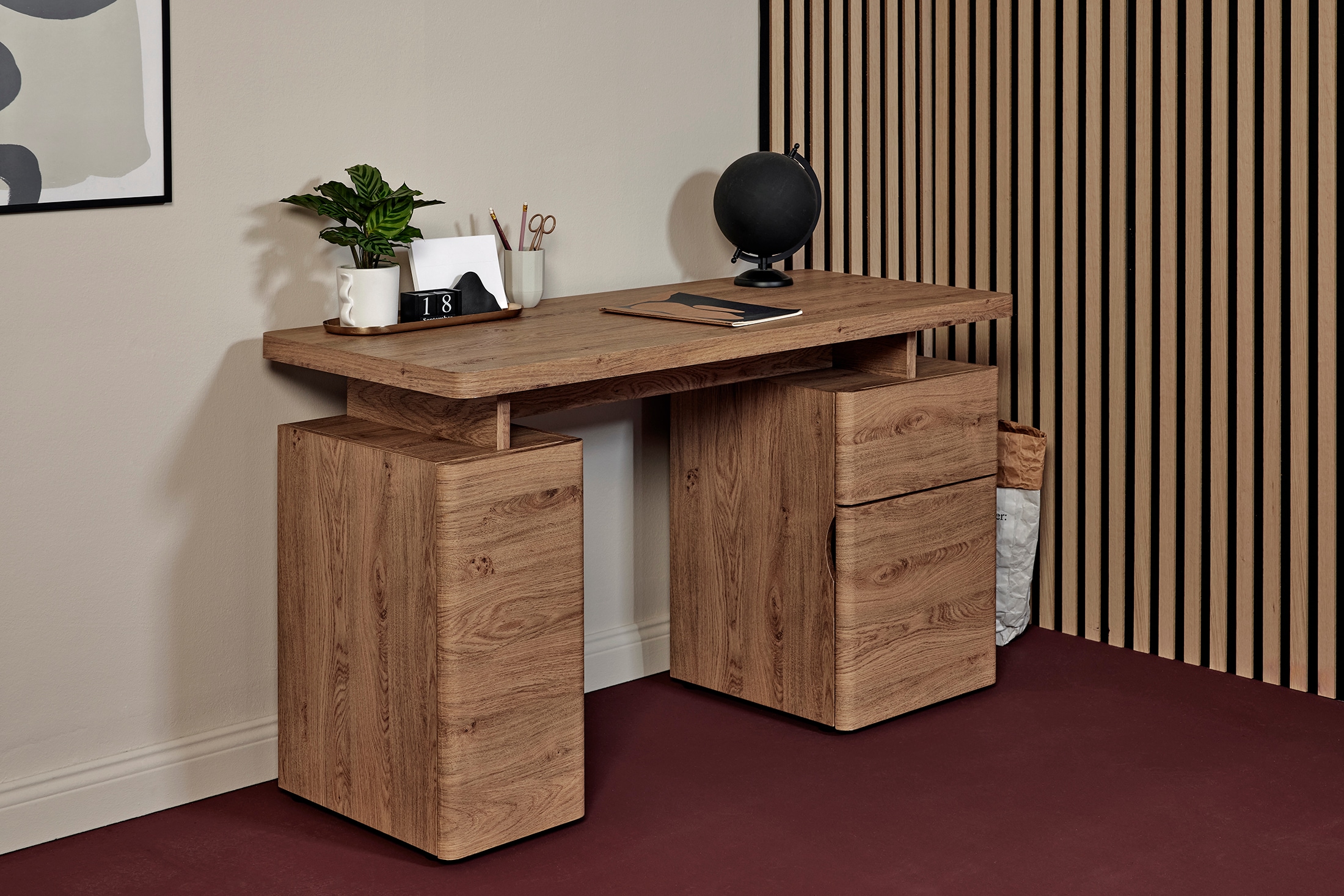Jahnke Schreibtisch »CU-LIBRE 140« 1 Stk. tlg. Platzsparender Arbeitsplatz, mit 1 Schublade und 2 Türen, 135 cm