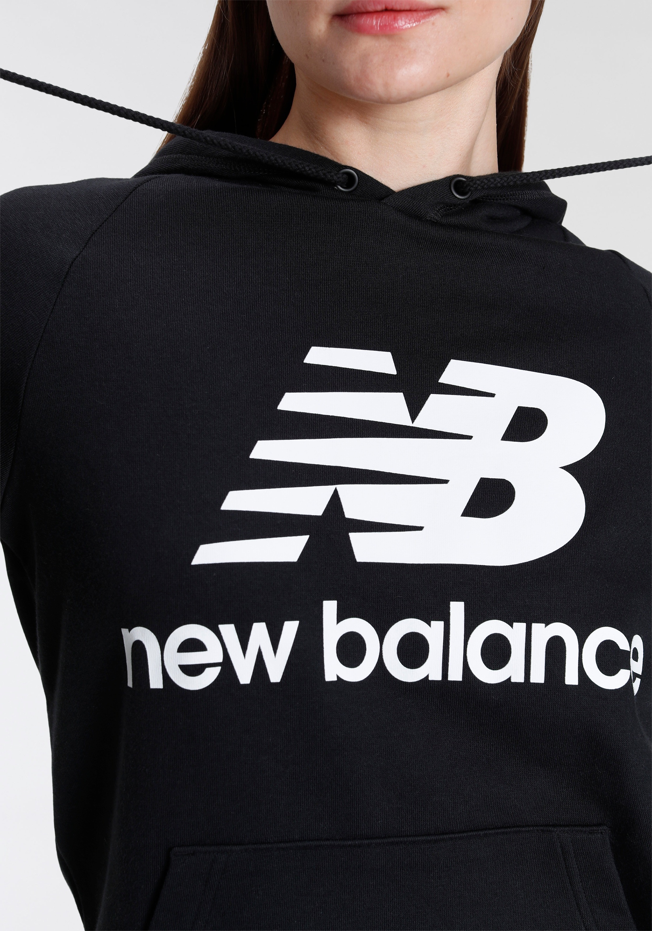 New Balance Kapuzensweatshirt »NB ESSENTIALS STACKED LOGO HOODIE«