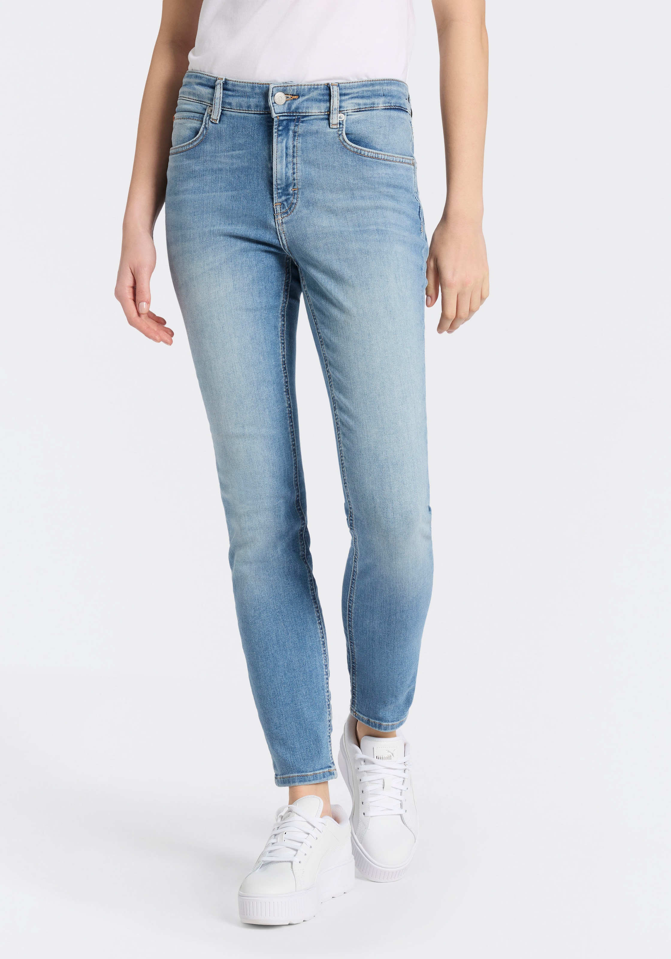 Image of BOSS ORANGE Slim-fit-Jeans "JACKIE MR 11.0 Premium Damenmode" im 5-Pocket-Stil, Mid Rise