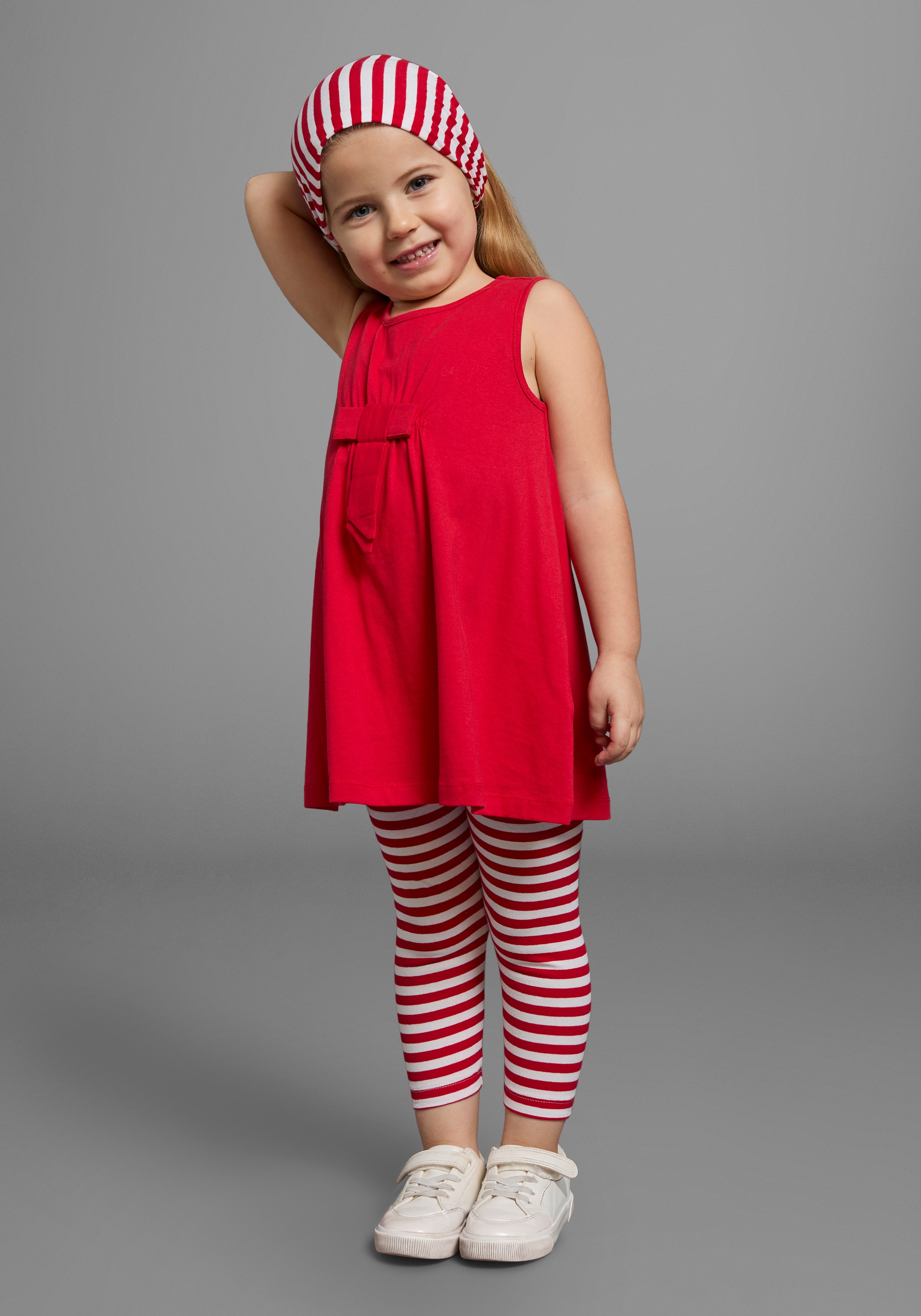 Image of KIDSWORLD Kleid, Leggings & Haarband "3tlg. Set: Kleid, Capri und Haarband geringelt" Set, 3, 3 Capri und Haarband maritim geringelt