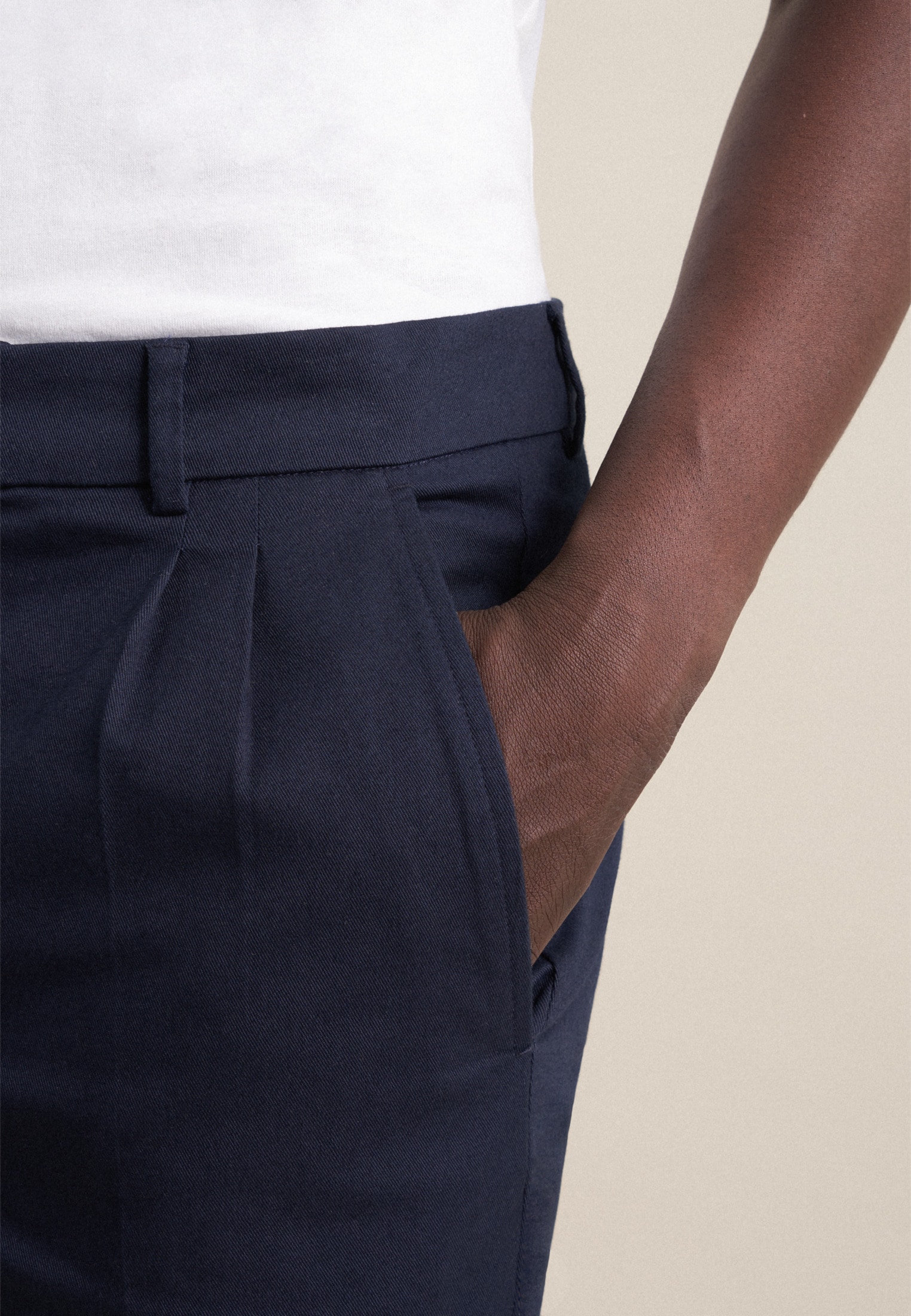 seidensticker Chinos »Schwarze Rose«