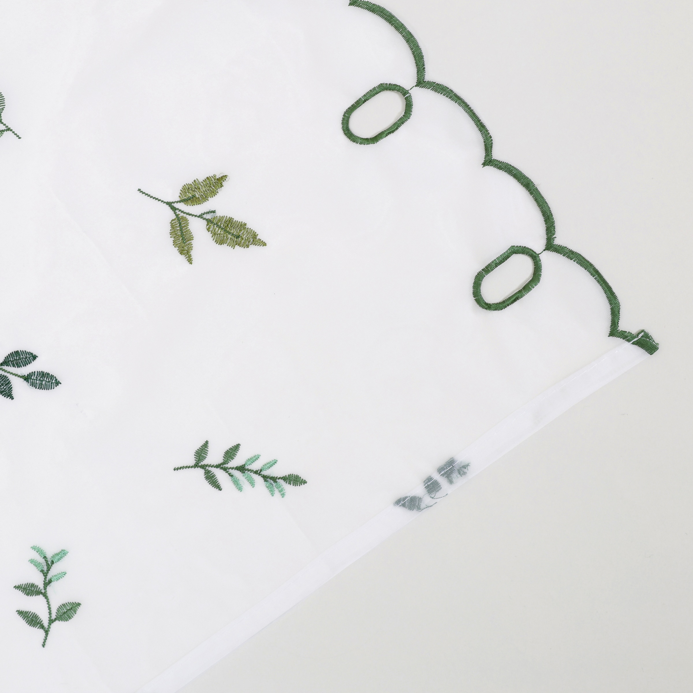 my home Rideau à vitres »Alphonse« Orifices de passage 1 cuis tlg. Bestickt, floral, gemustert, schöne Haptik