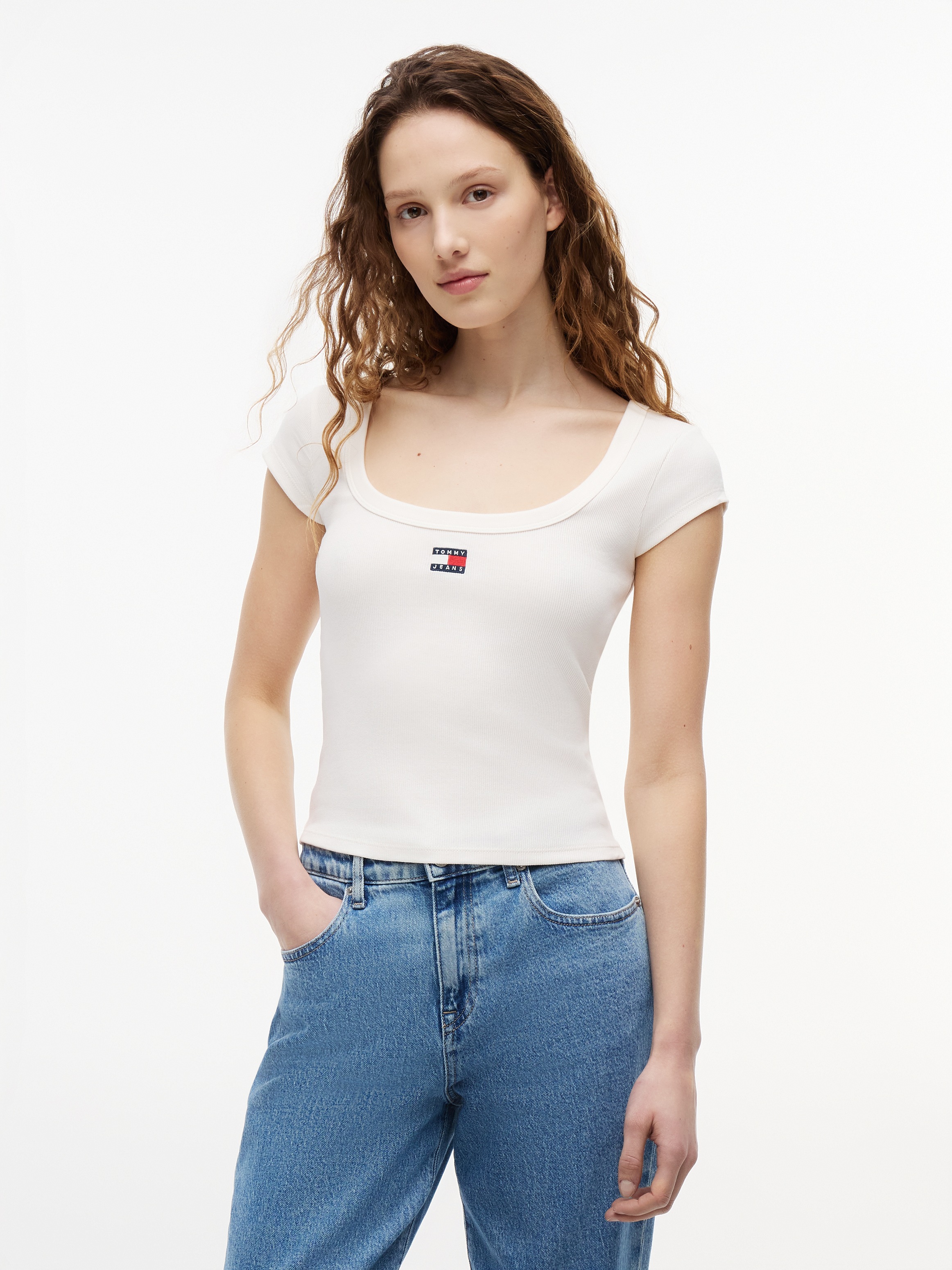 Image of Tommy Jeans Kurzarmshirt "TJW SLIM RIB BADGE TEE EXT" Baumwollmischung, slim fit, in gerippter Struktur