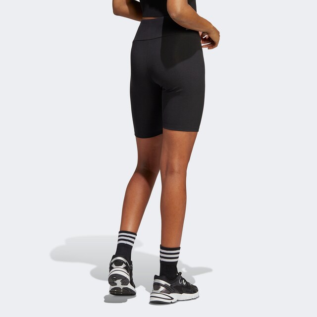 ♕ adidas Originals Shorts »ADICOLOR ESSENTIALS RADLERHOSE«, (1 tlg.)  versandkostenfrei kaufen