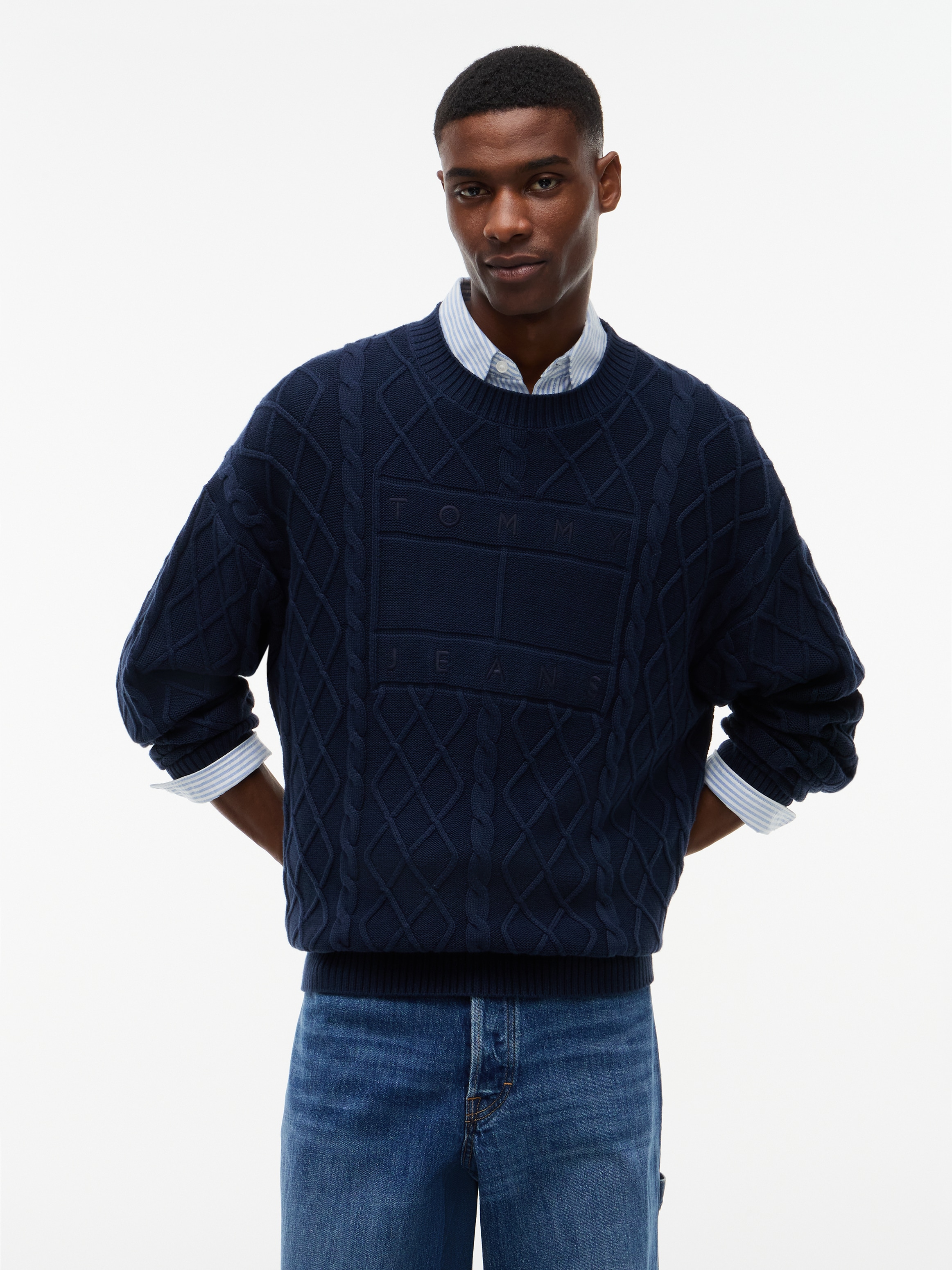Image of Tommy Jeans Rundhalspullover "TJM RELAXED FLAG CABLE SWEATER" mit Rauten- und Zopfmuster