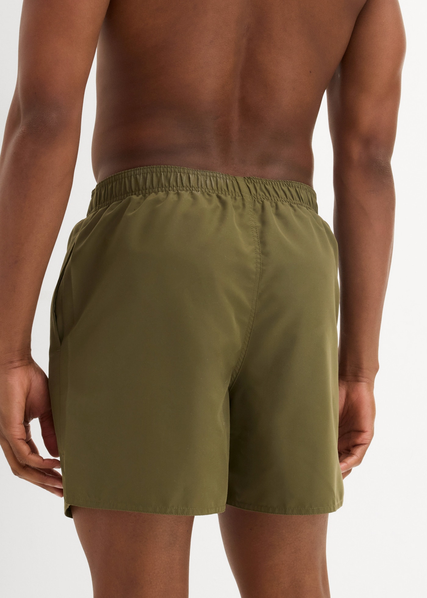 bonprix Short de bain »Badeshorts« avec doublure en filet, coupe confortable, uni, en polyester